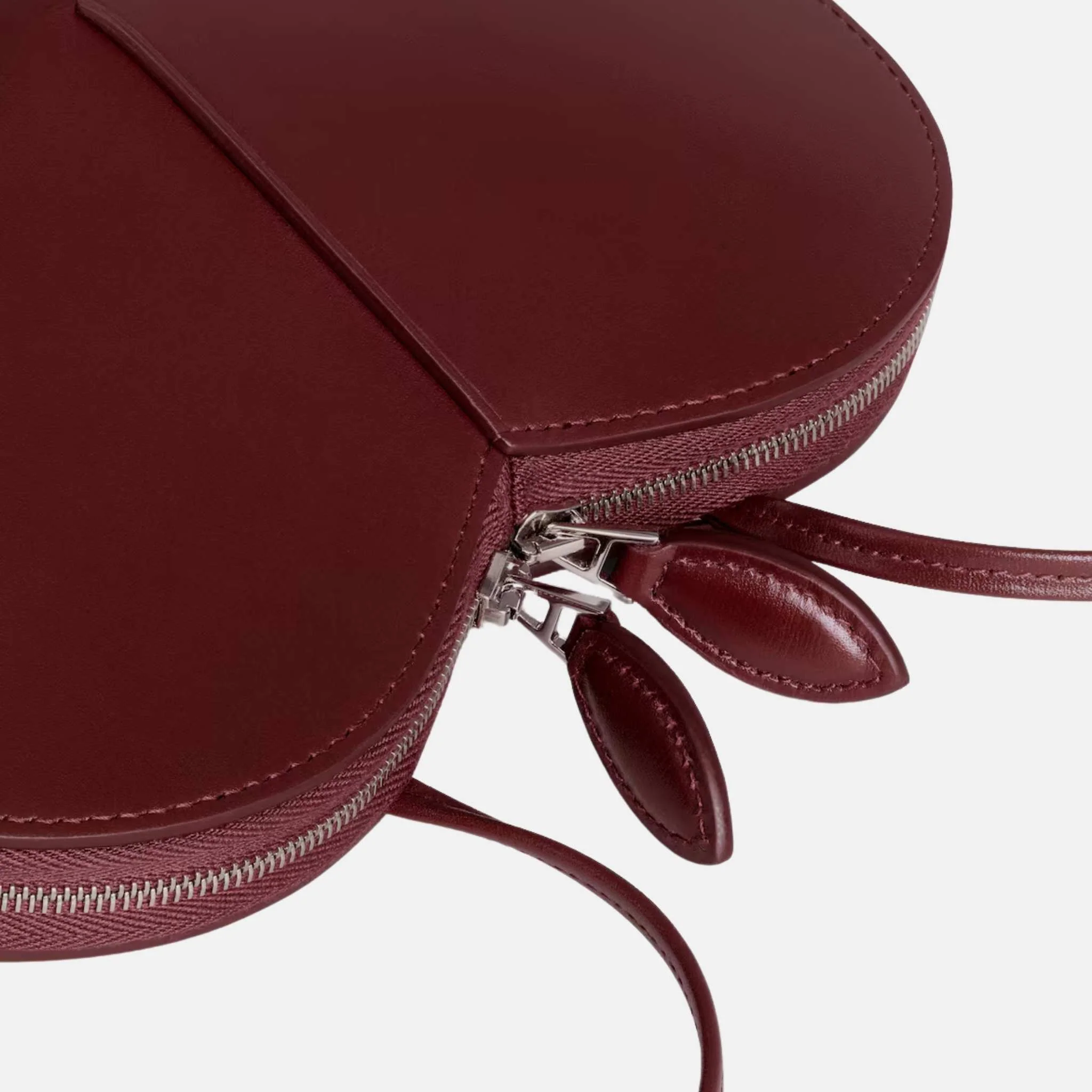 Le Coeur Bag In Calfskin - Image 9