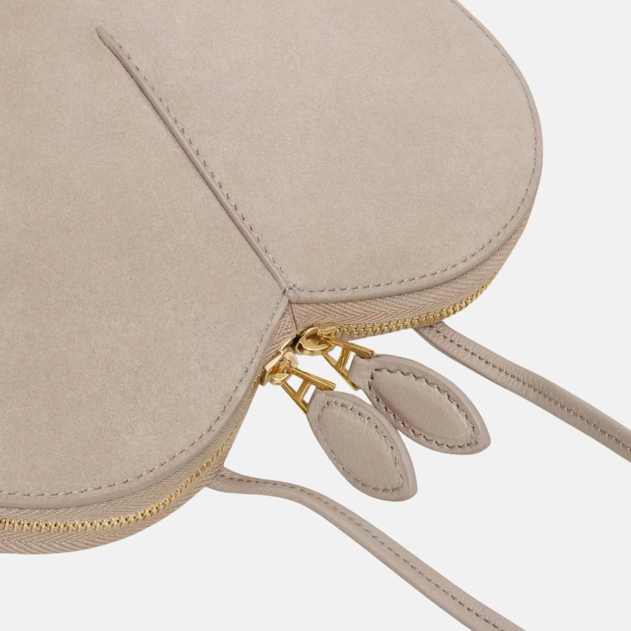 Le Coeur Bag in Bi Material Leather - Image 6