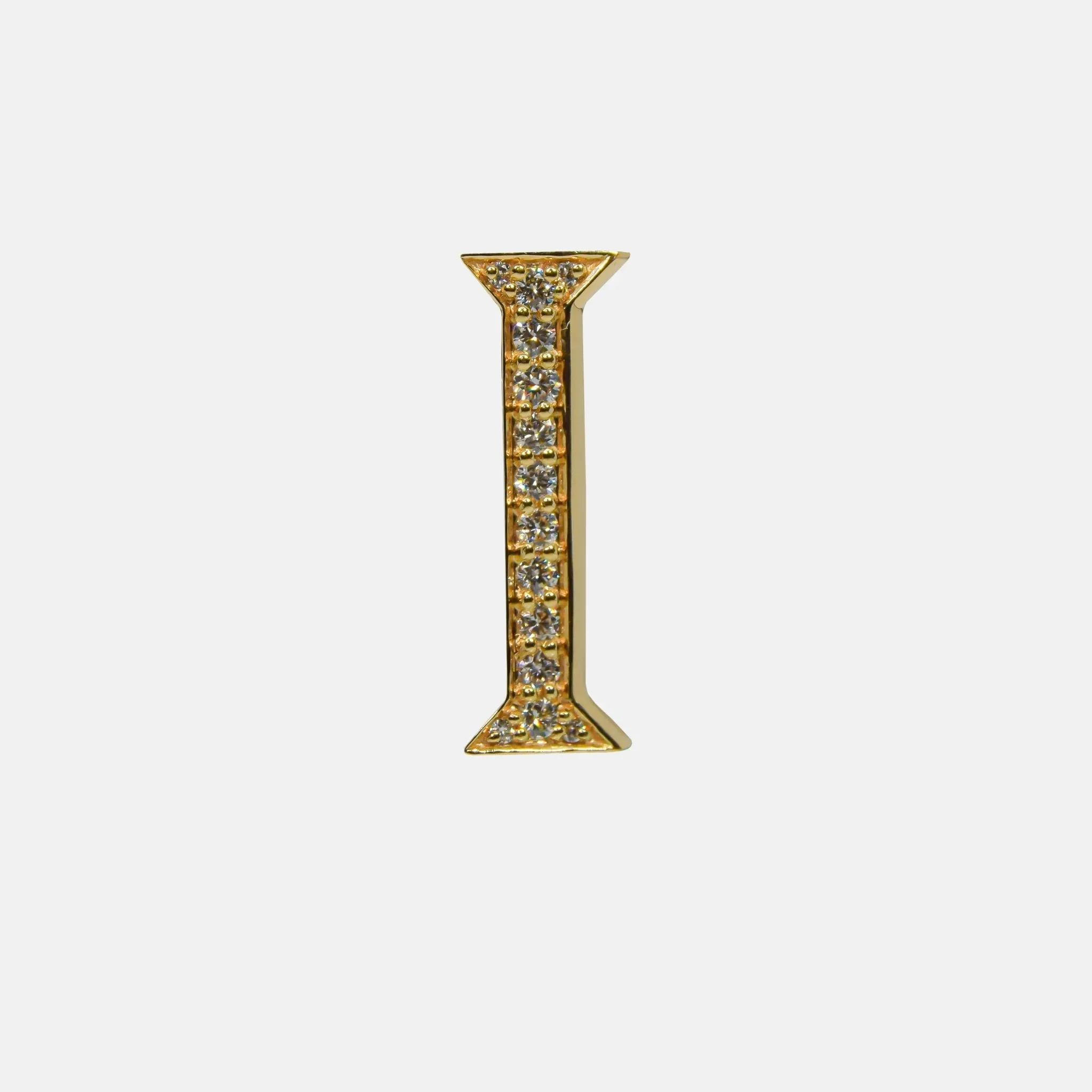 Alphabets Bag Bijoux with Natural Diamonds in Yellow Gold - Image 10