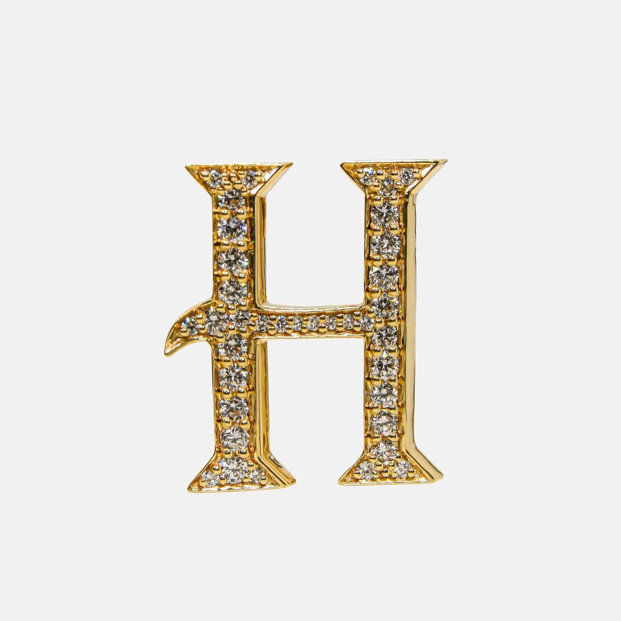 Alphabets Bag Bijoux with Natural Diamonds in Yellow Gold - Image 9