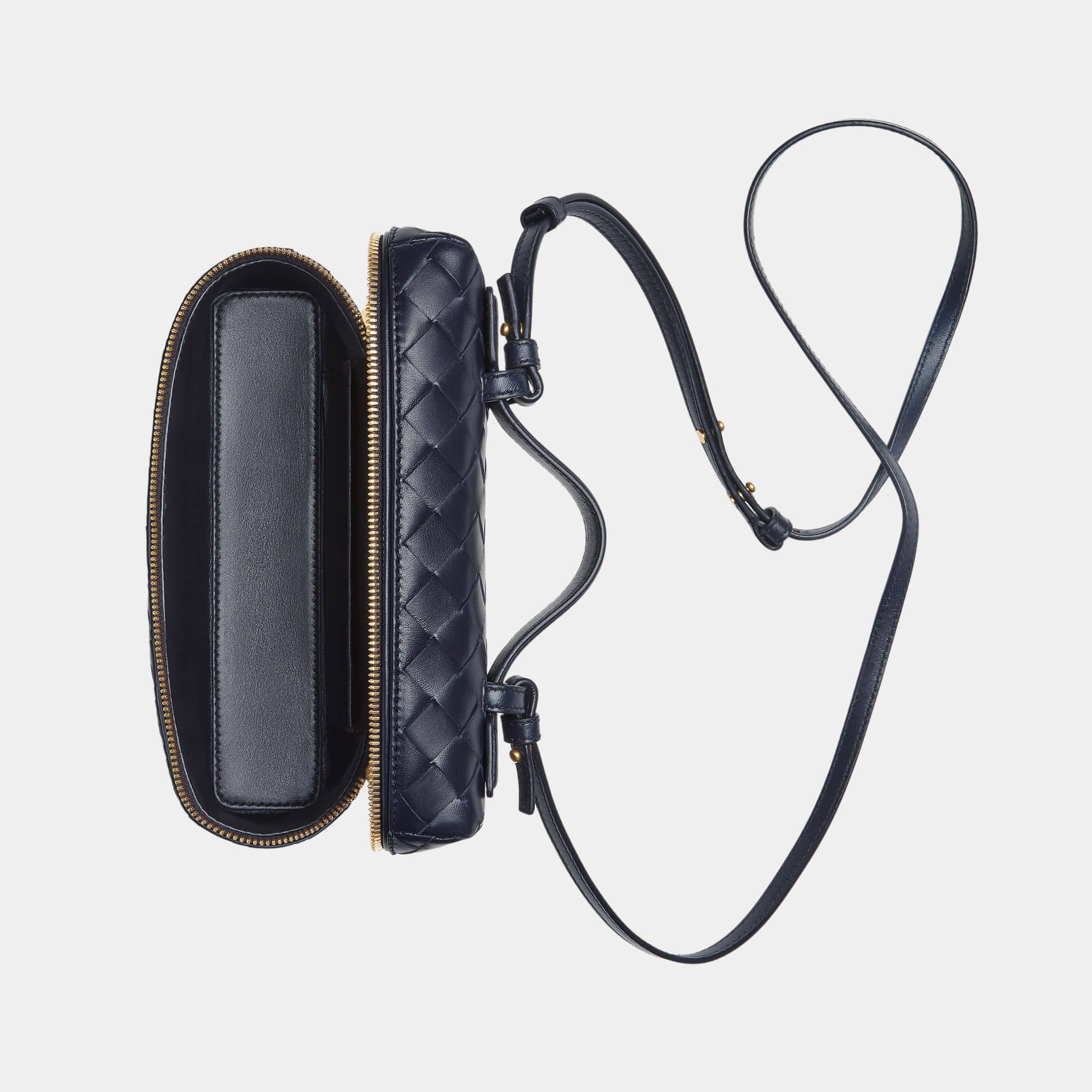 Bang Bang Vanity Case Intrecciato Leather - Image 29