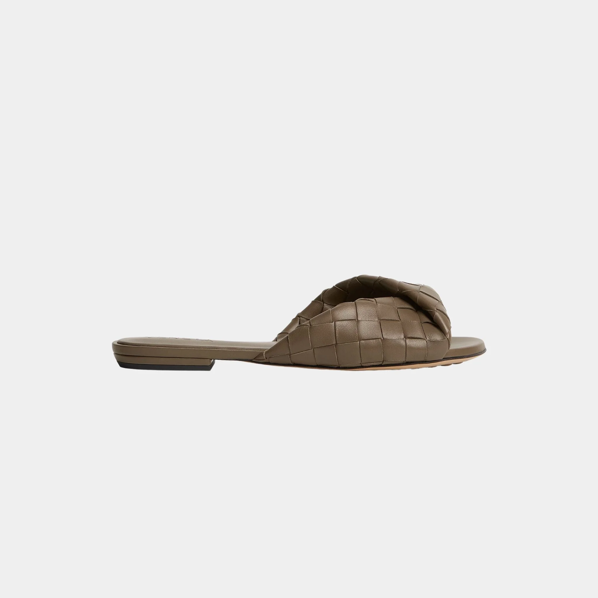 Blink Flat Mule Folded Detail in Intrecciato Leather - Image 4