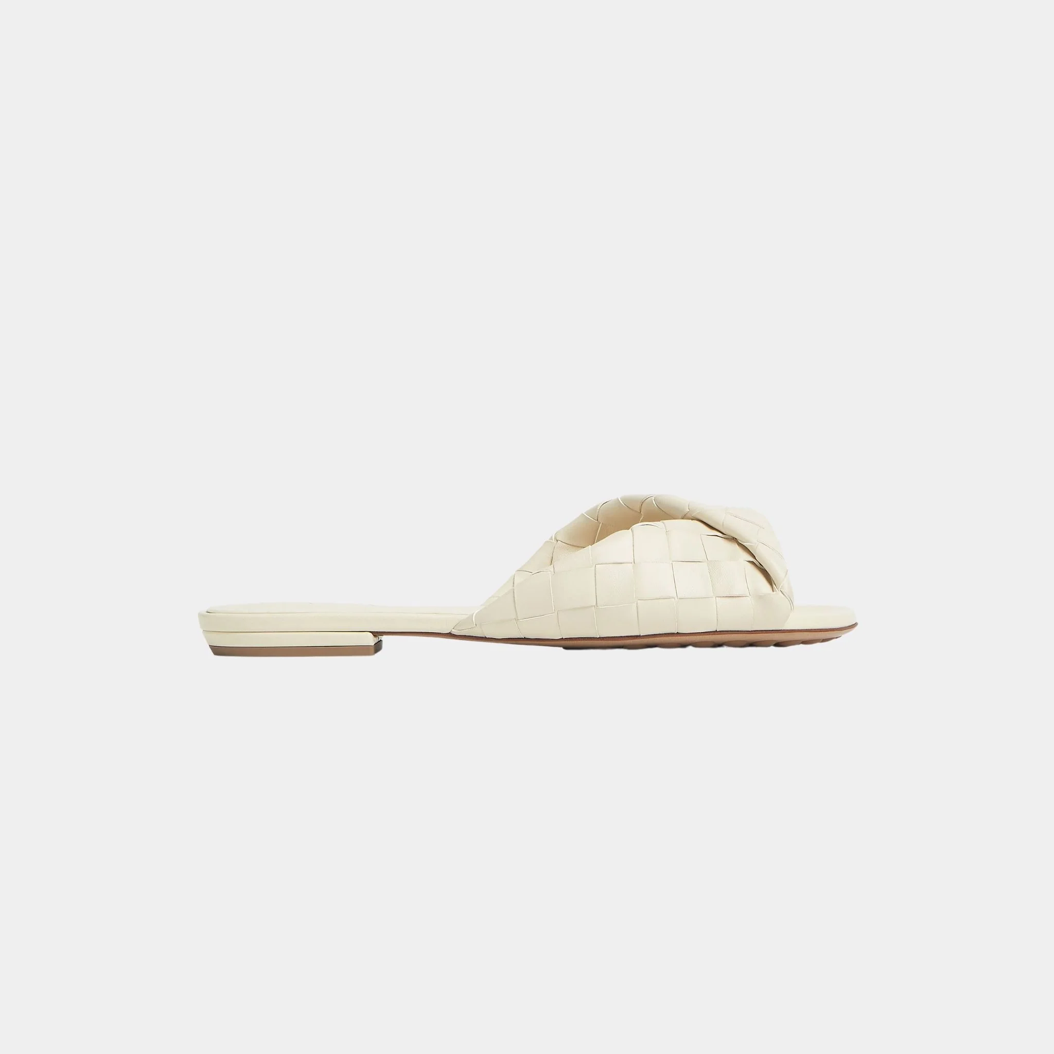 Blink Flat Mule Folded Detail in Intrecciato Leather - Image 9