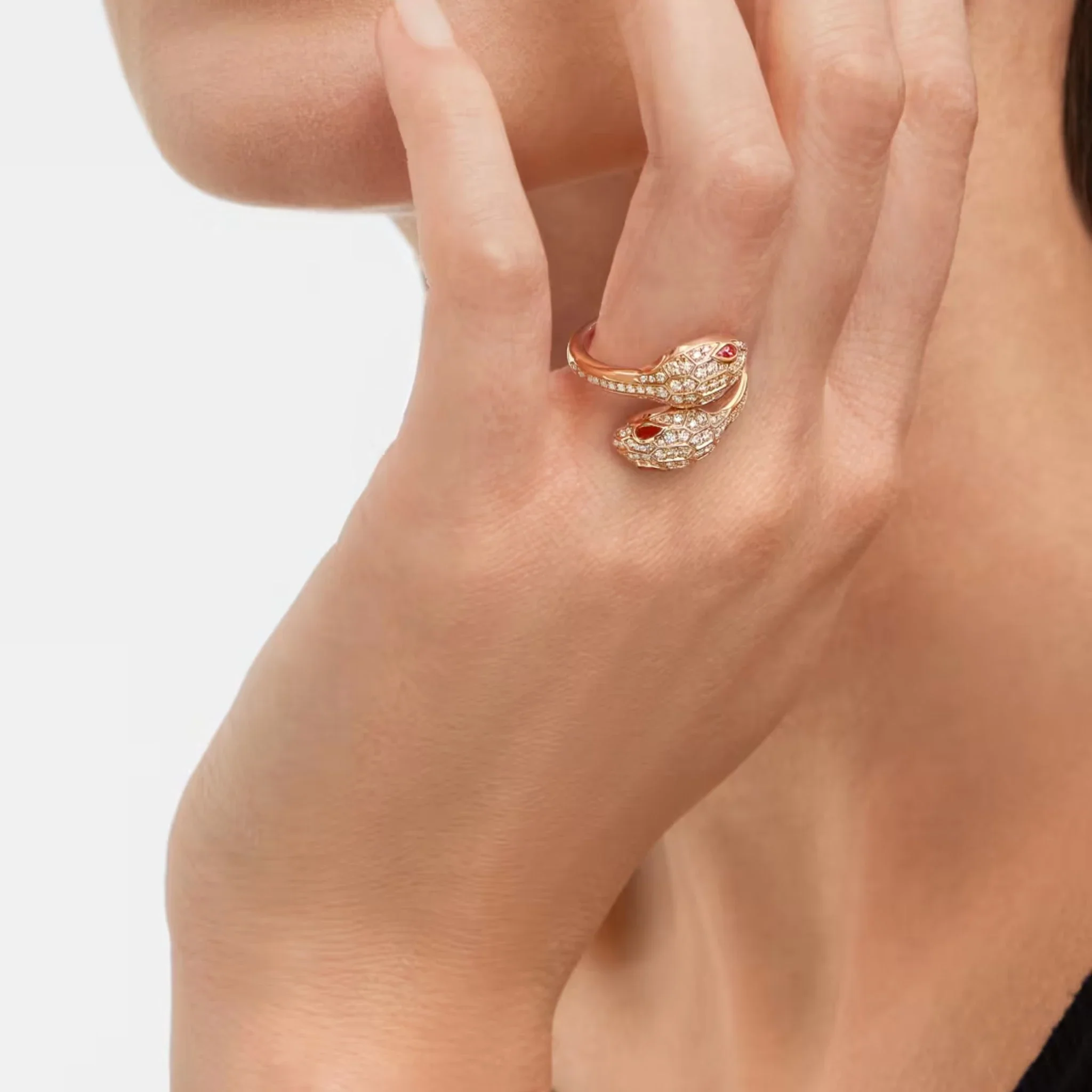 Serpenti Seduttori Diamond Ring With Gems - Image 4