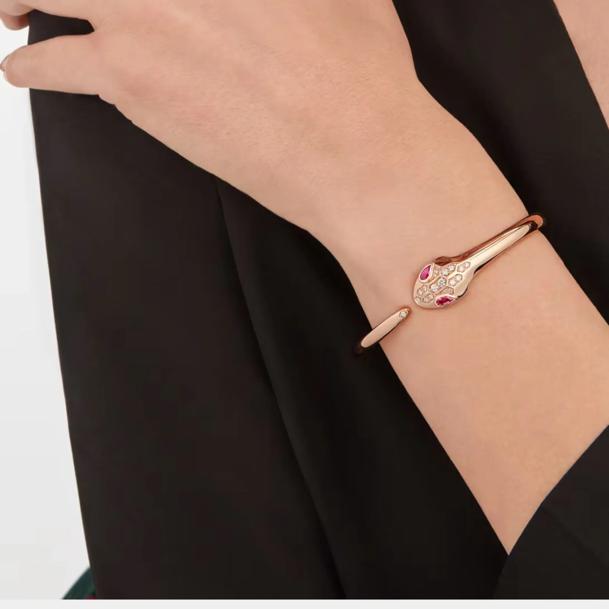Serpenti Seduttori Diamond-Rubellite Bracelet - Image 2