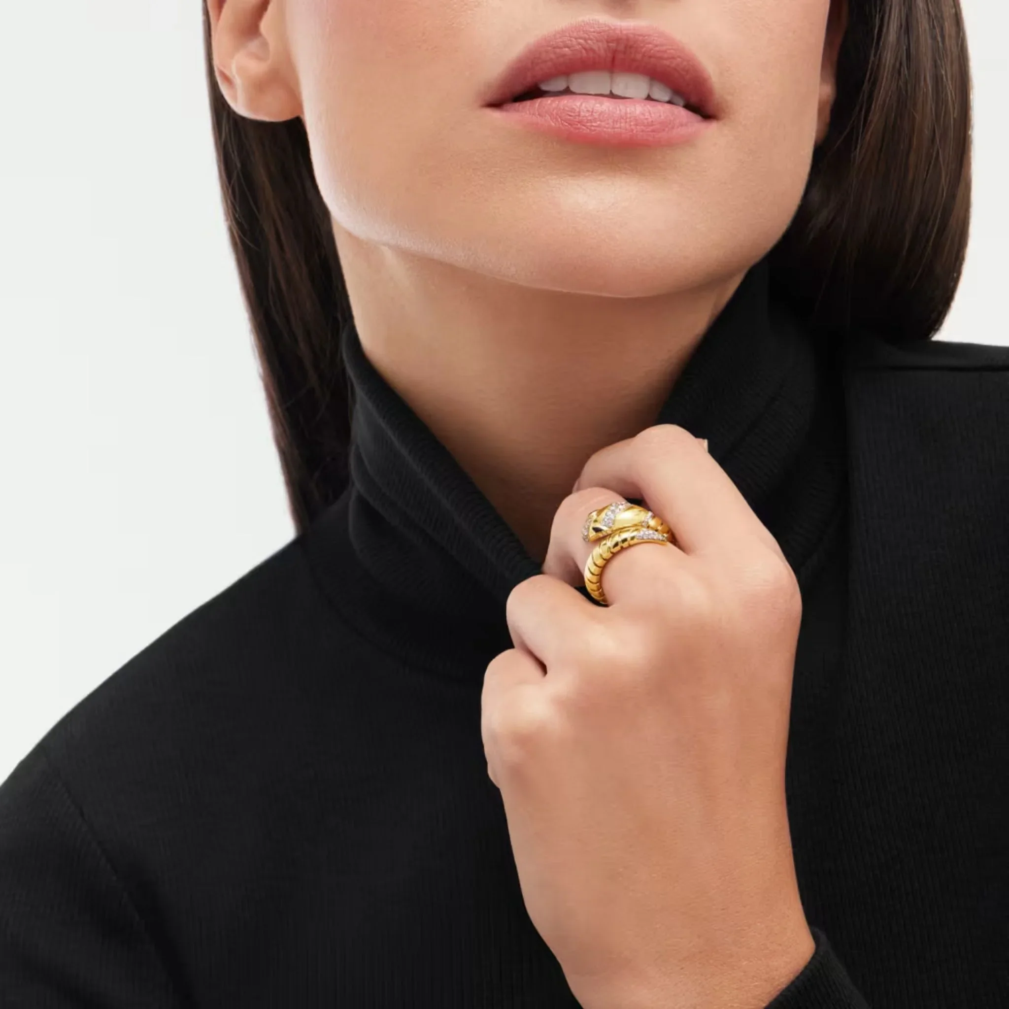 Serpenti Tubogas diamond Ring - Image 3