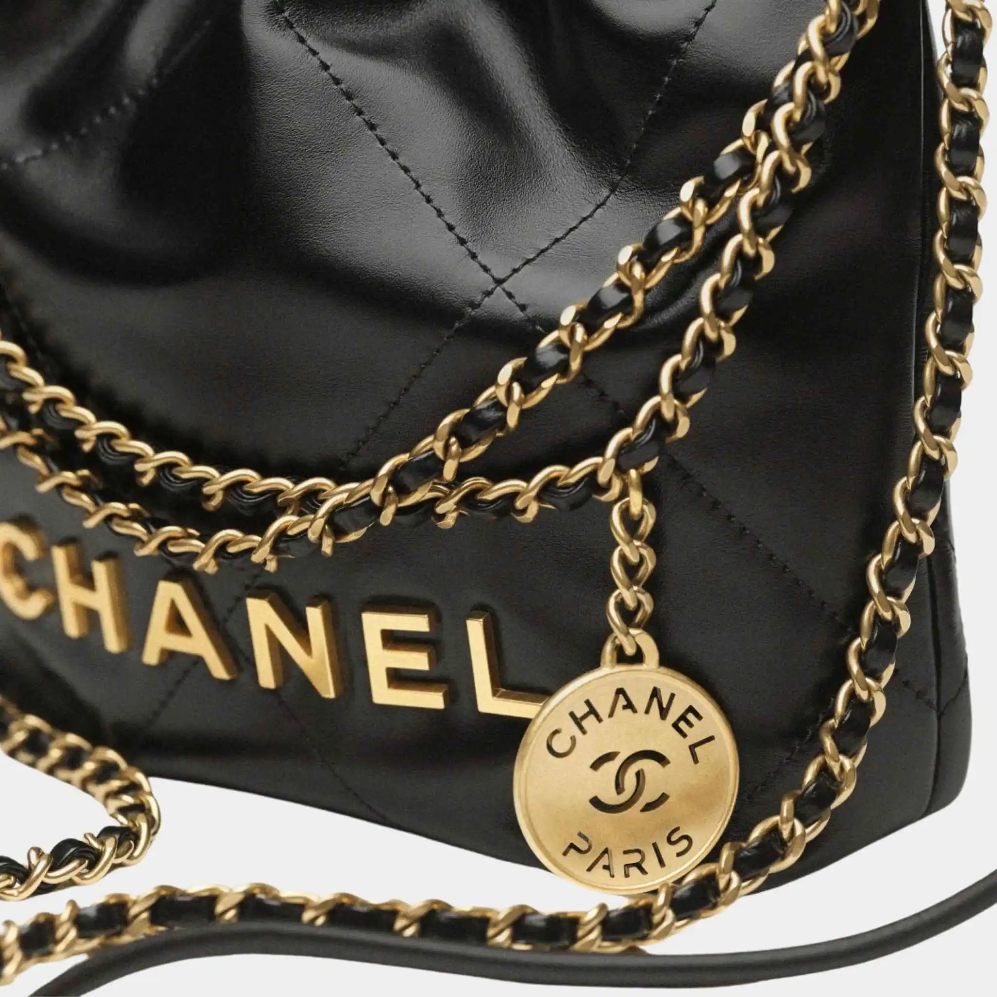 CHANEL 22 Handbag Shiny Calfskin Gold Tone Metal Black - Image 3