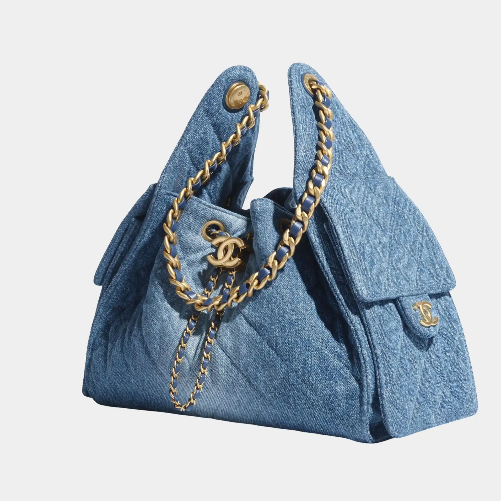 Chanel 25 Small Handbag washed denim & Gold Tone Metal - Image 2