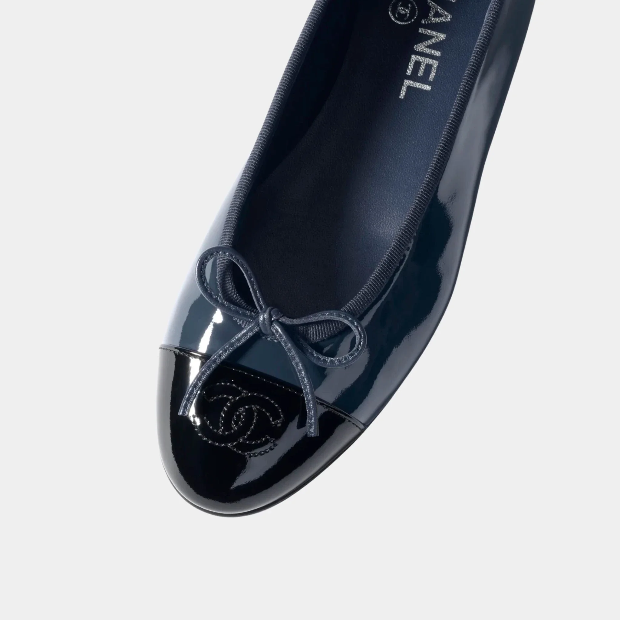 Ballerinas in Varnished Calfskin - Image 3