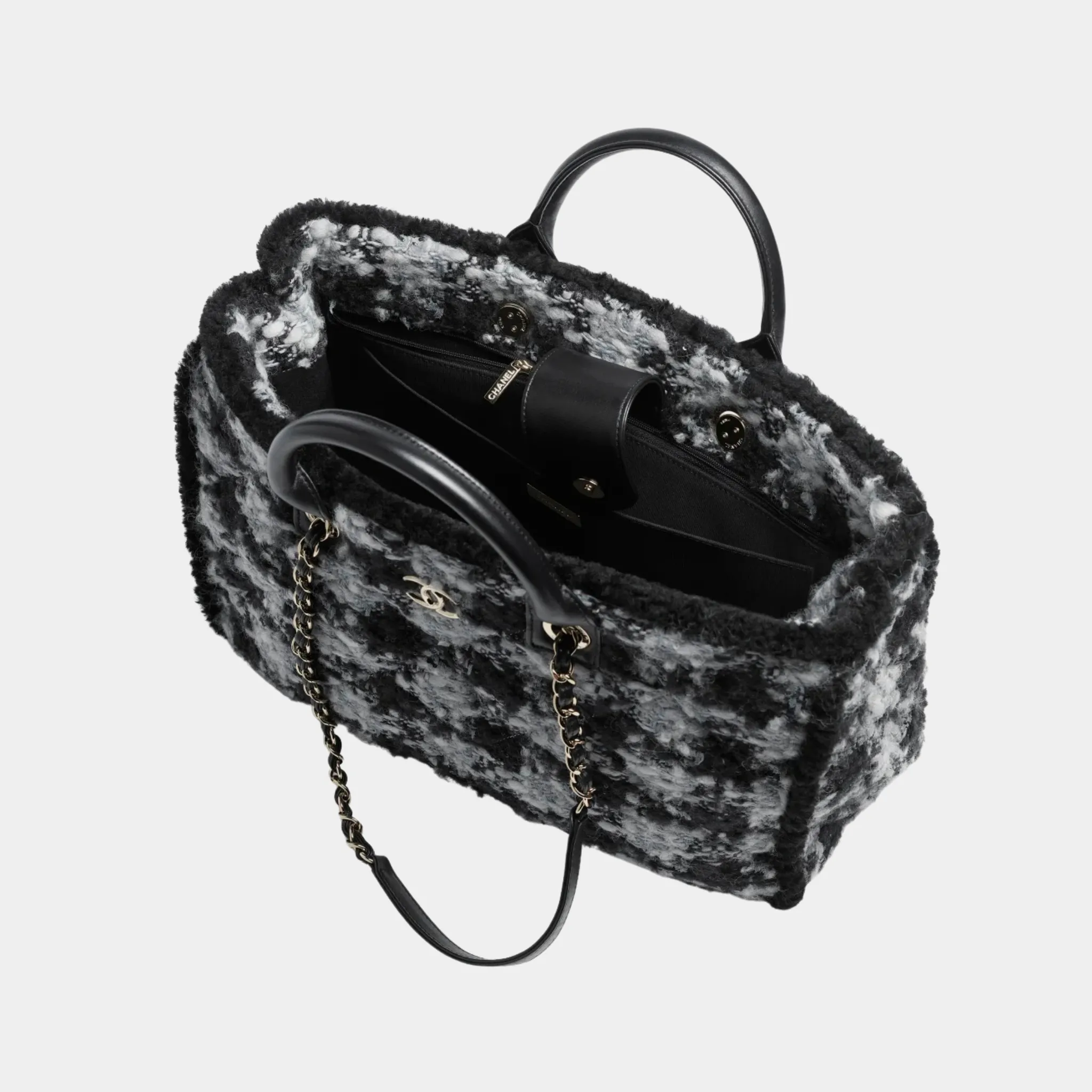 Basket in Tweed Sheepskin and Gold-Tone Metal - Image 2