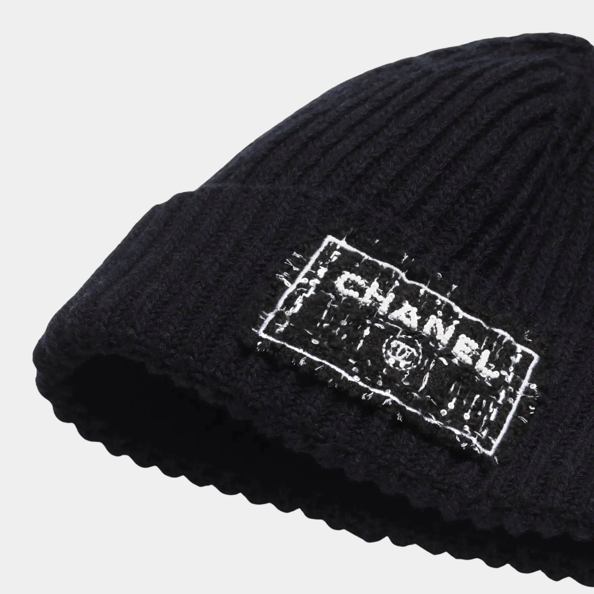 Cap Cashmere Navy Blue Black & White - Image 2