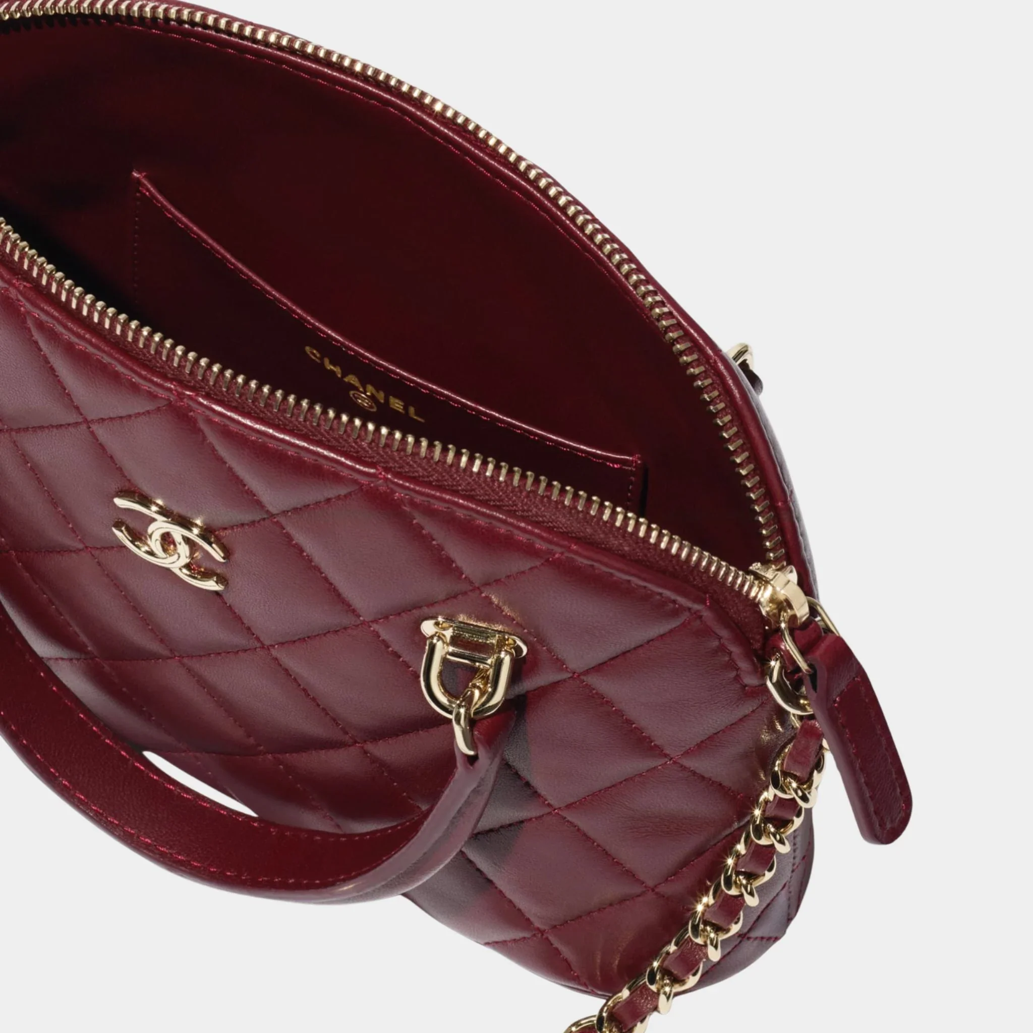 Clutch With Chain Lambskin - Image 3