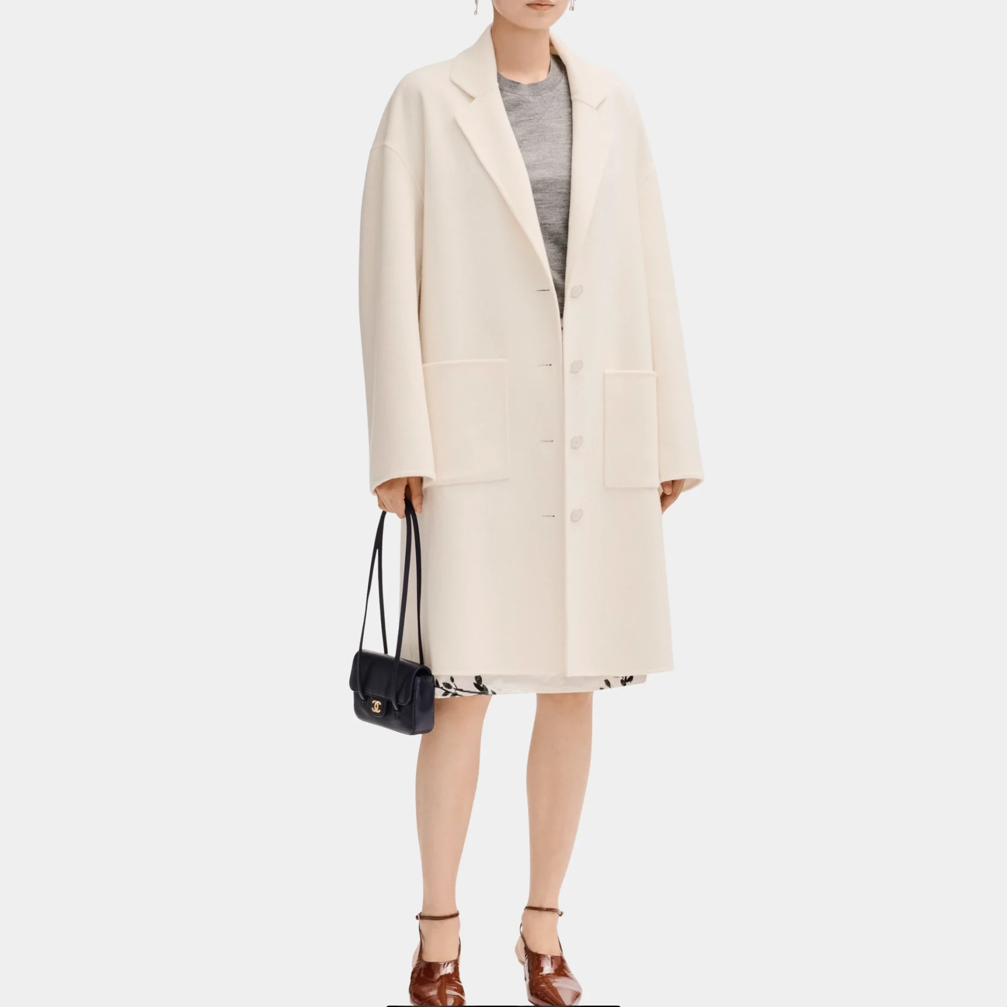 Coat in Cashmere Ivory