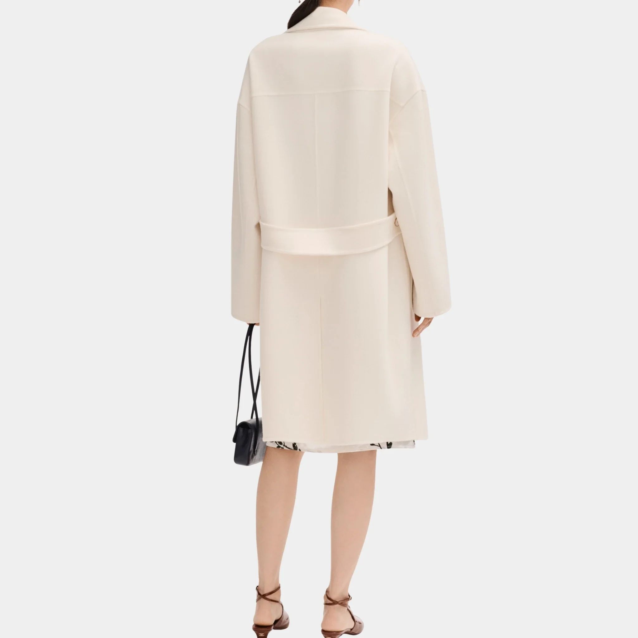 Coat in Cashmere Ivory - Image 2