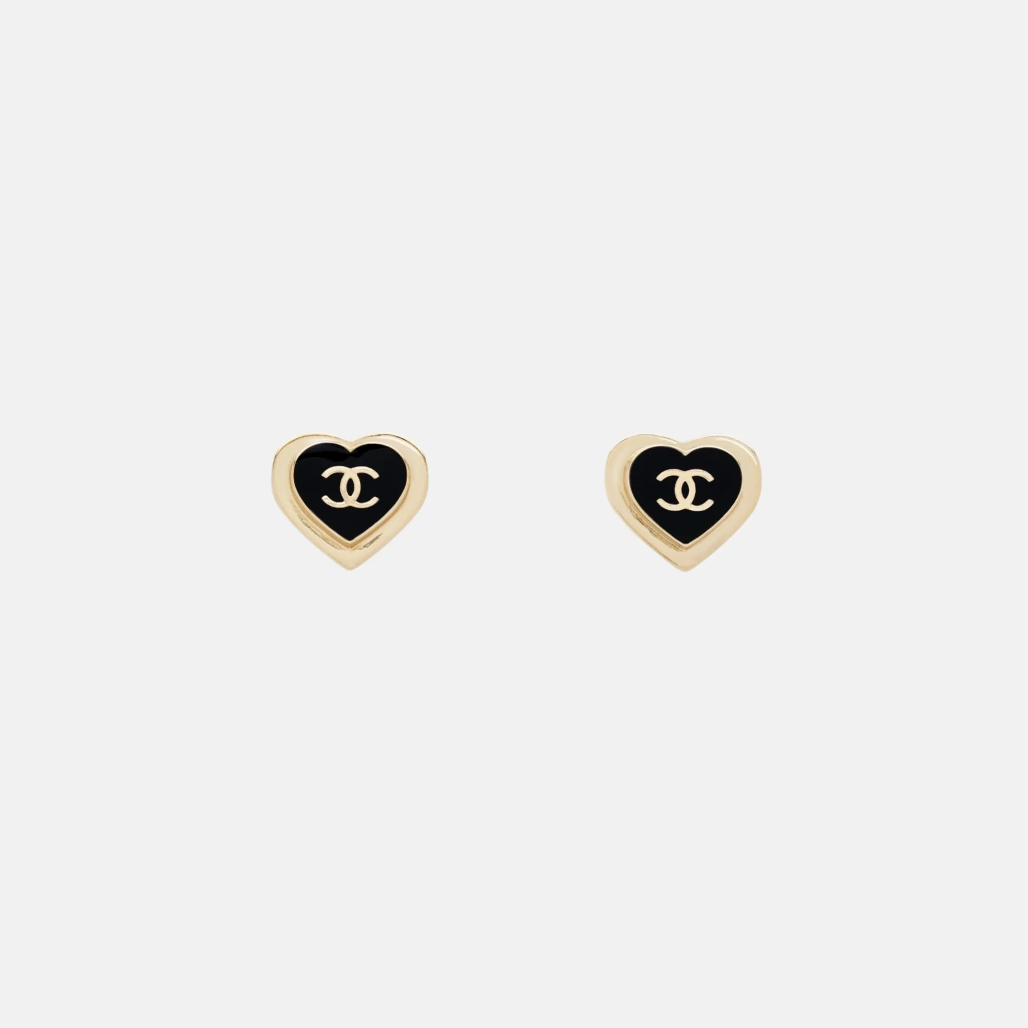 Heart Shaped Stud Earrings in Metal and Resin