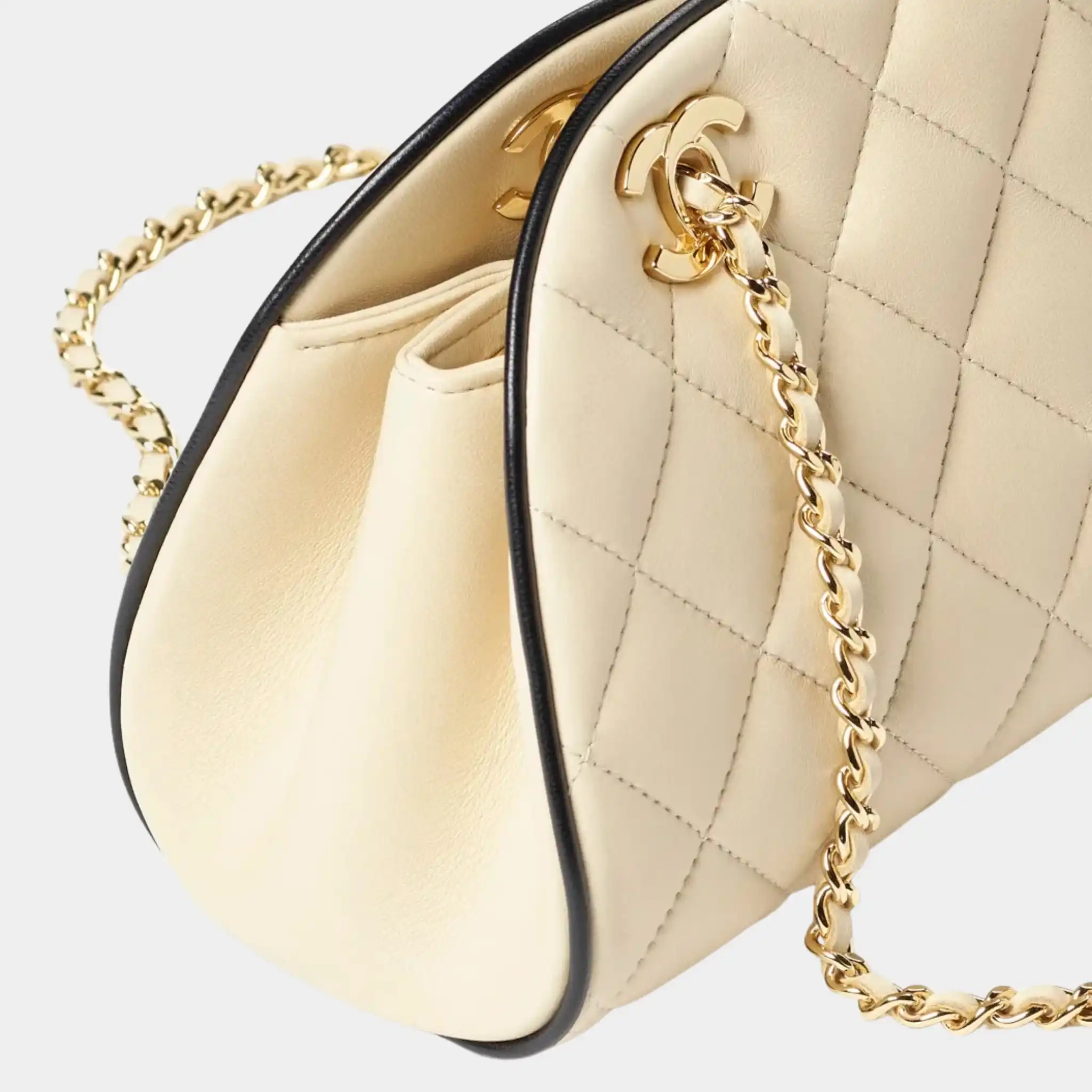 Clutch with chain in Beige & Black Lambskin - Image 3