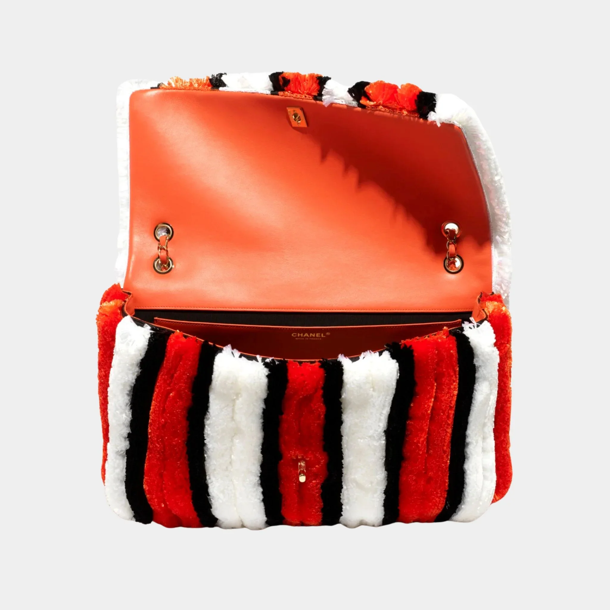 Large Flap Bag Raffia & Gold-Plated Metal Orange White & Black - Image 2