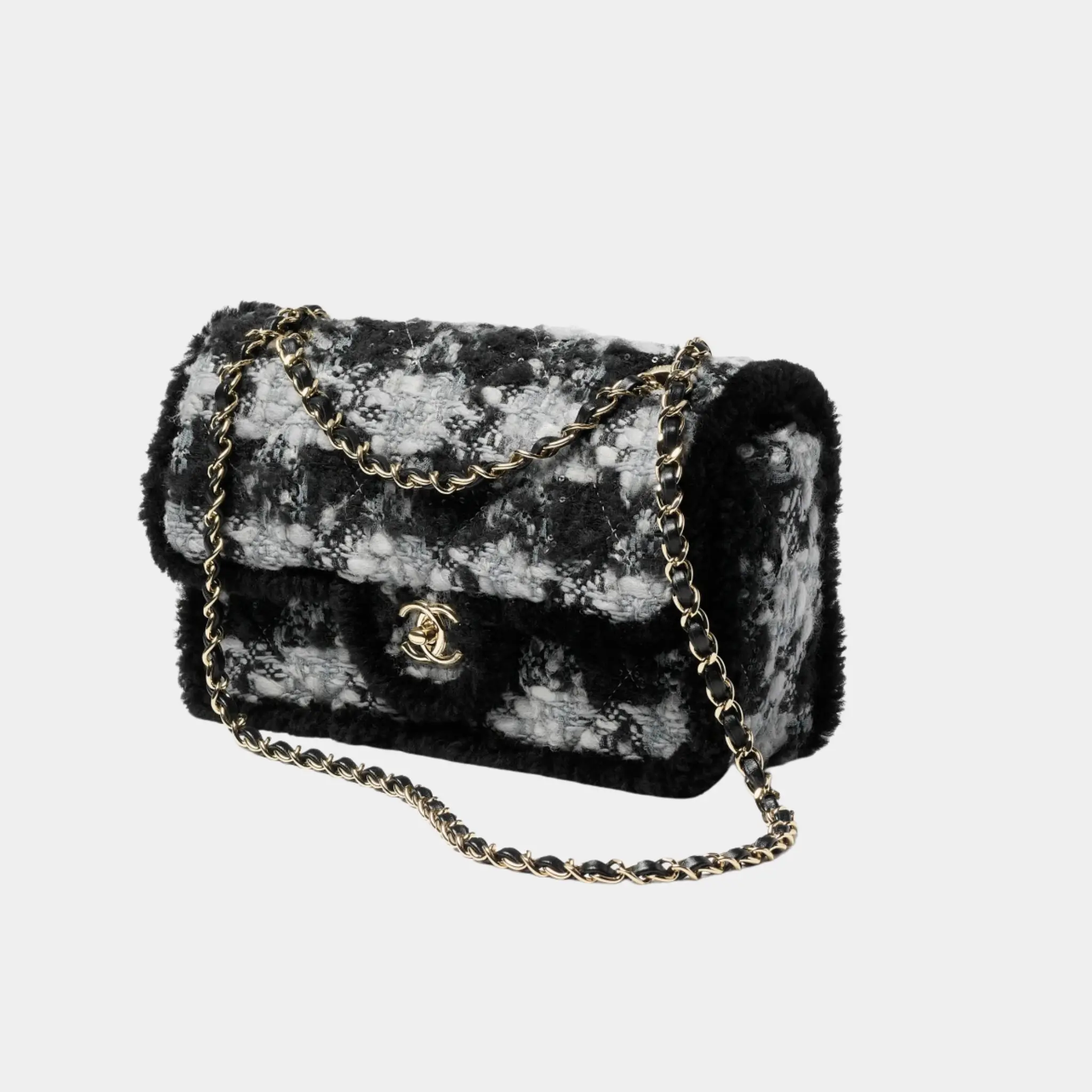Large Flap Bag Tweed and Sheepskin with Gold-Tone Metal - Image 5