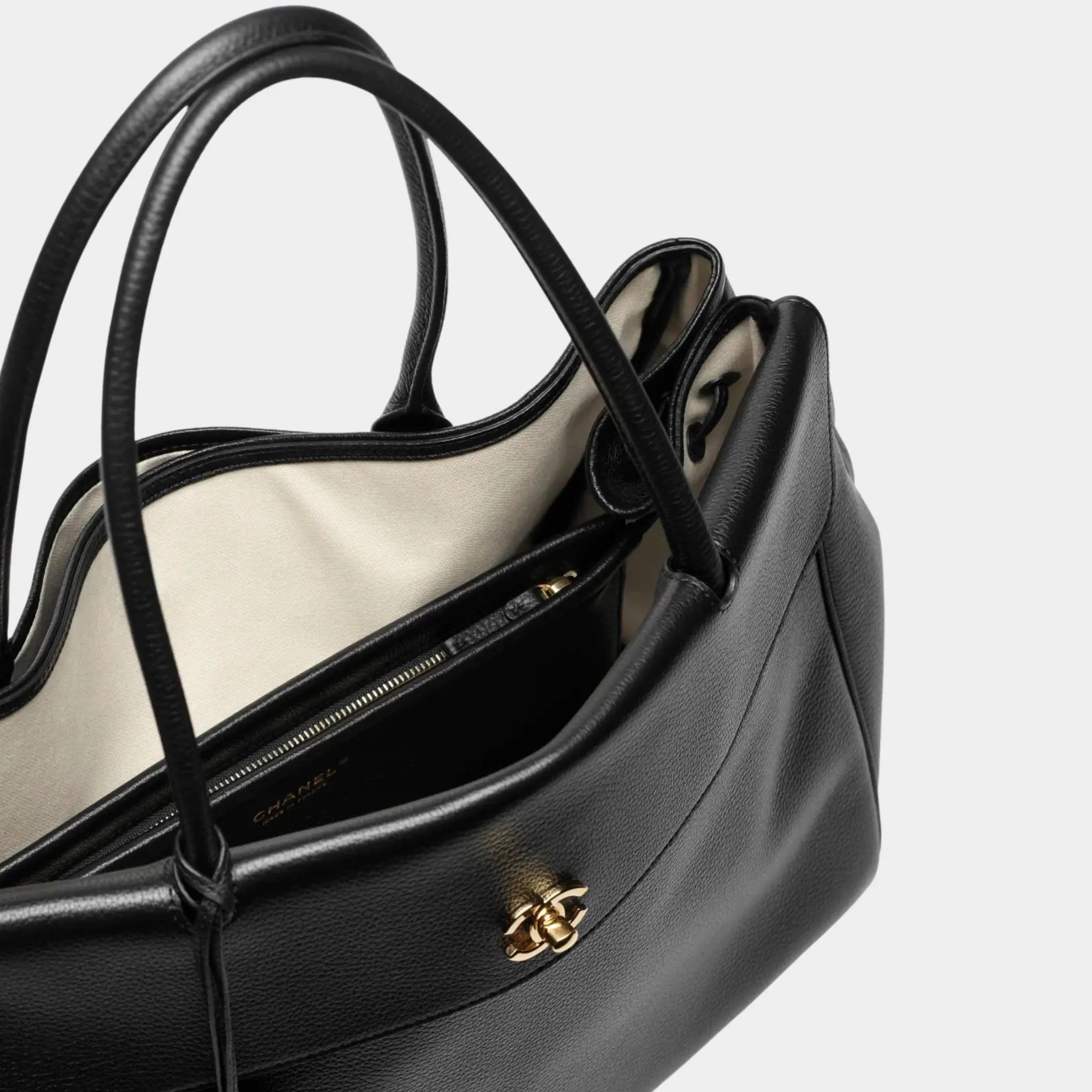 Large Tote Bag Grained Calfskin & Gold-Tone Metal Black - Image 2