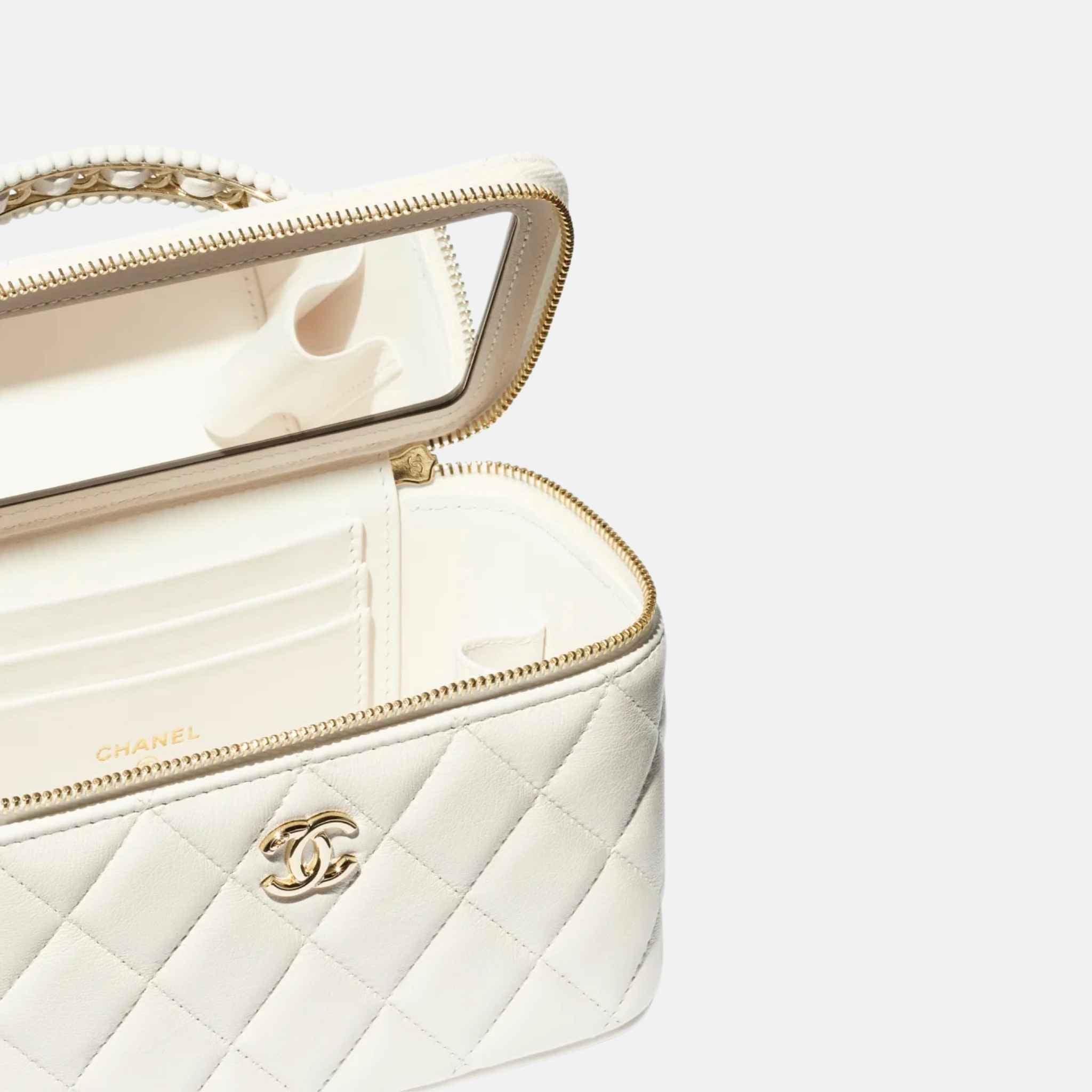 Long Vanity With Chain In Lambskin & Pearls White - Image 2