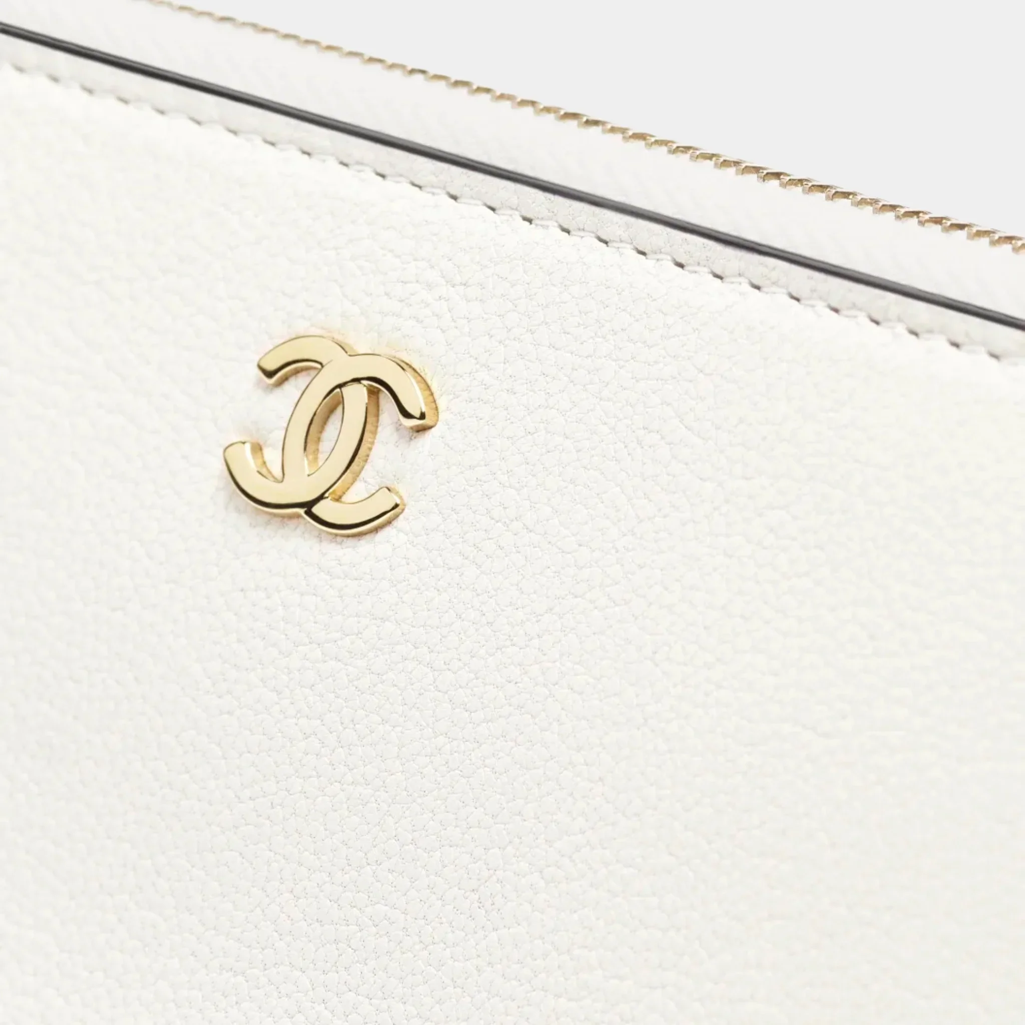 Long Zipped Wallet in White & Black Grained Goatskin & Gold Metal - Image 3