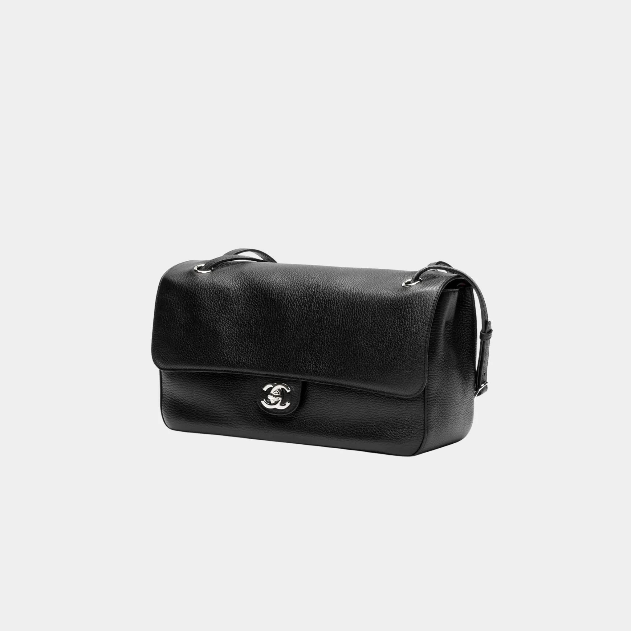 Maxi Flapbag in Silver Metal & Grained Calfskin - Image 2