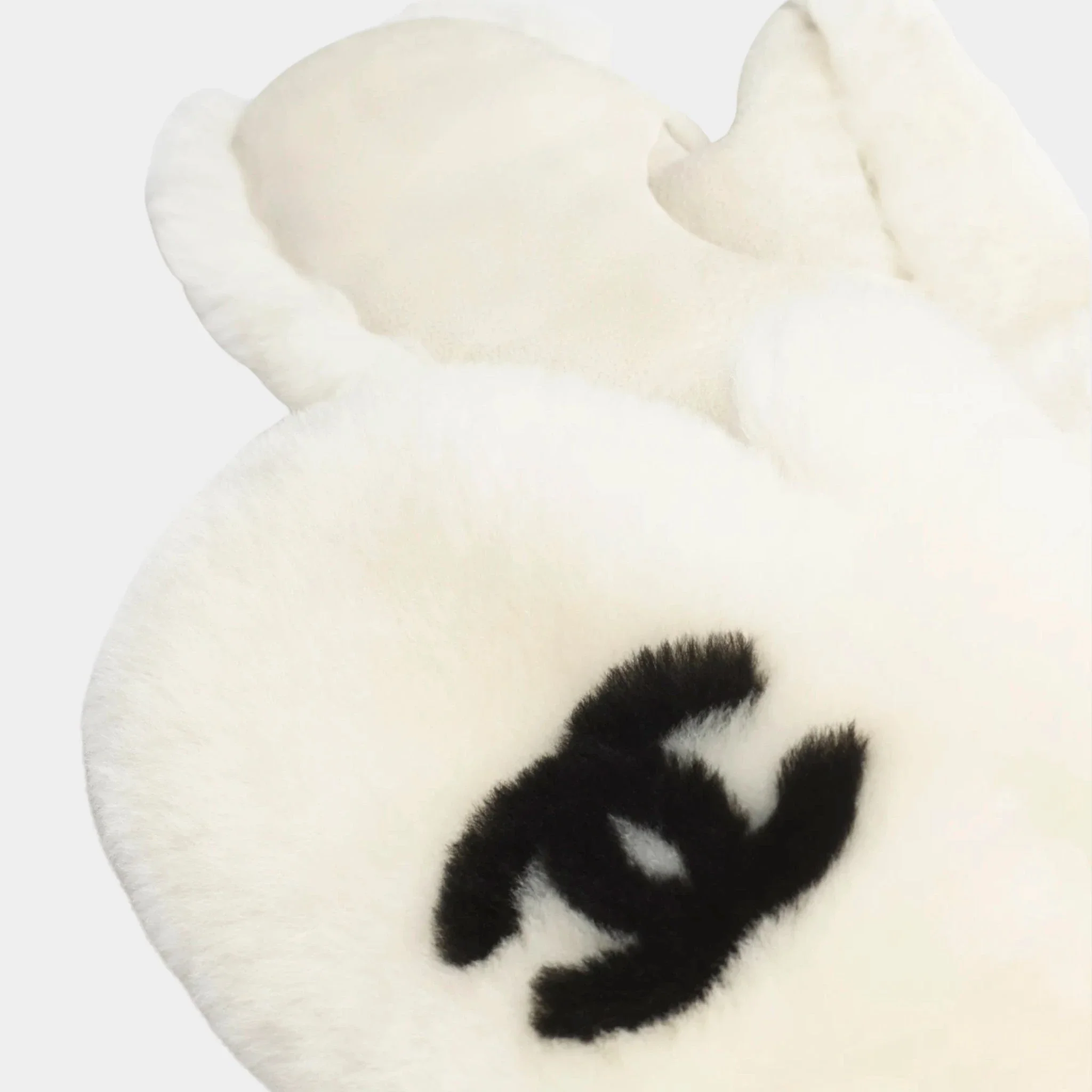 Mittens Lamb Pelt Ecru & Black - Image 2