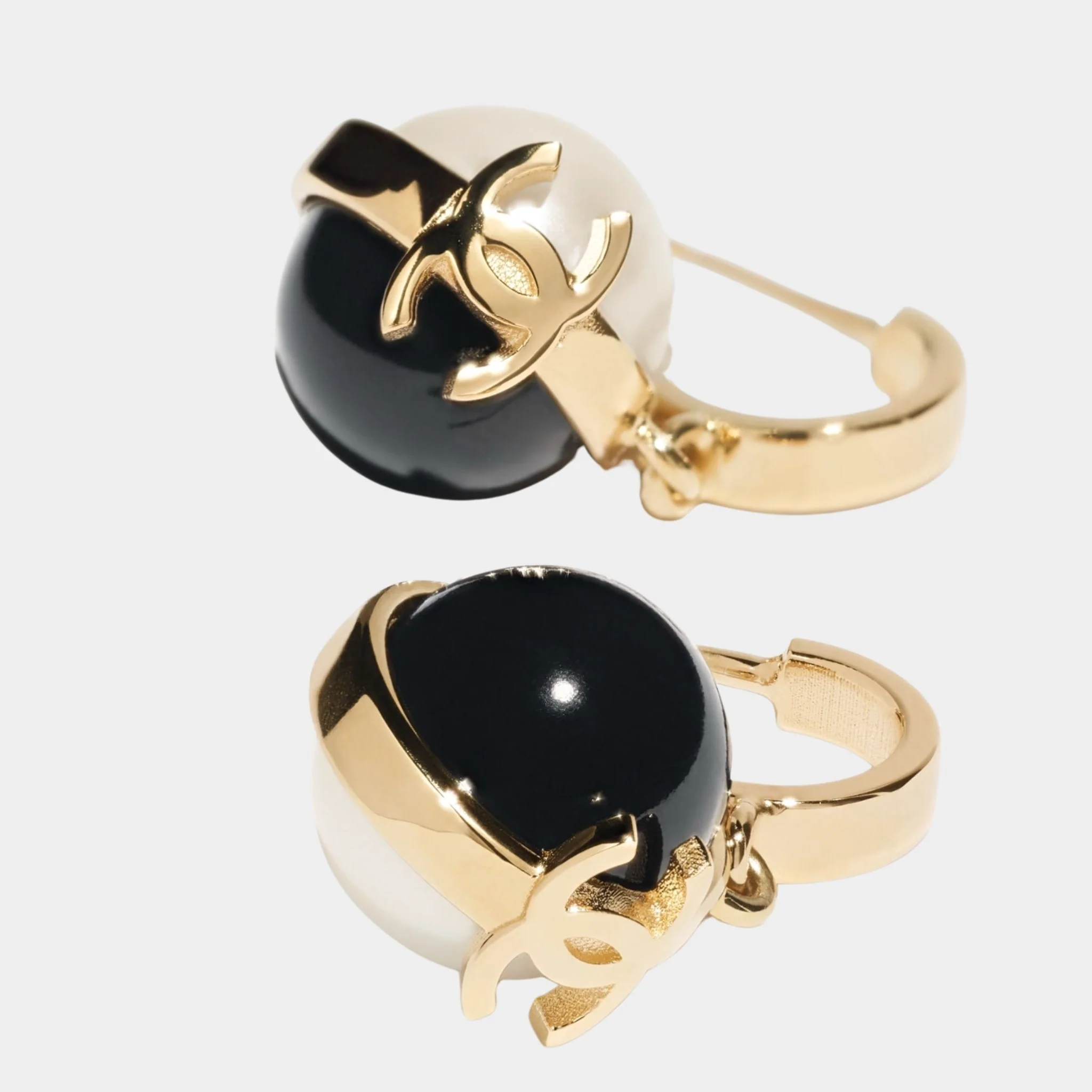 Pendant Earrings Metal & Resin Gold black & Pearly White - Image 2
