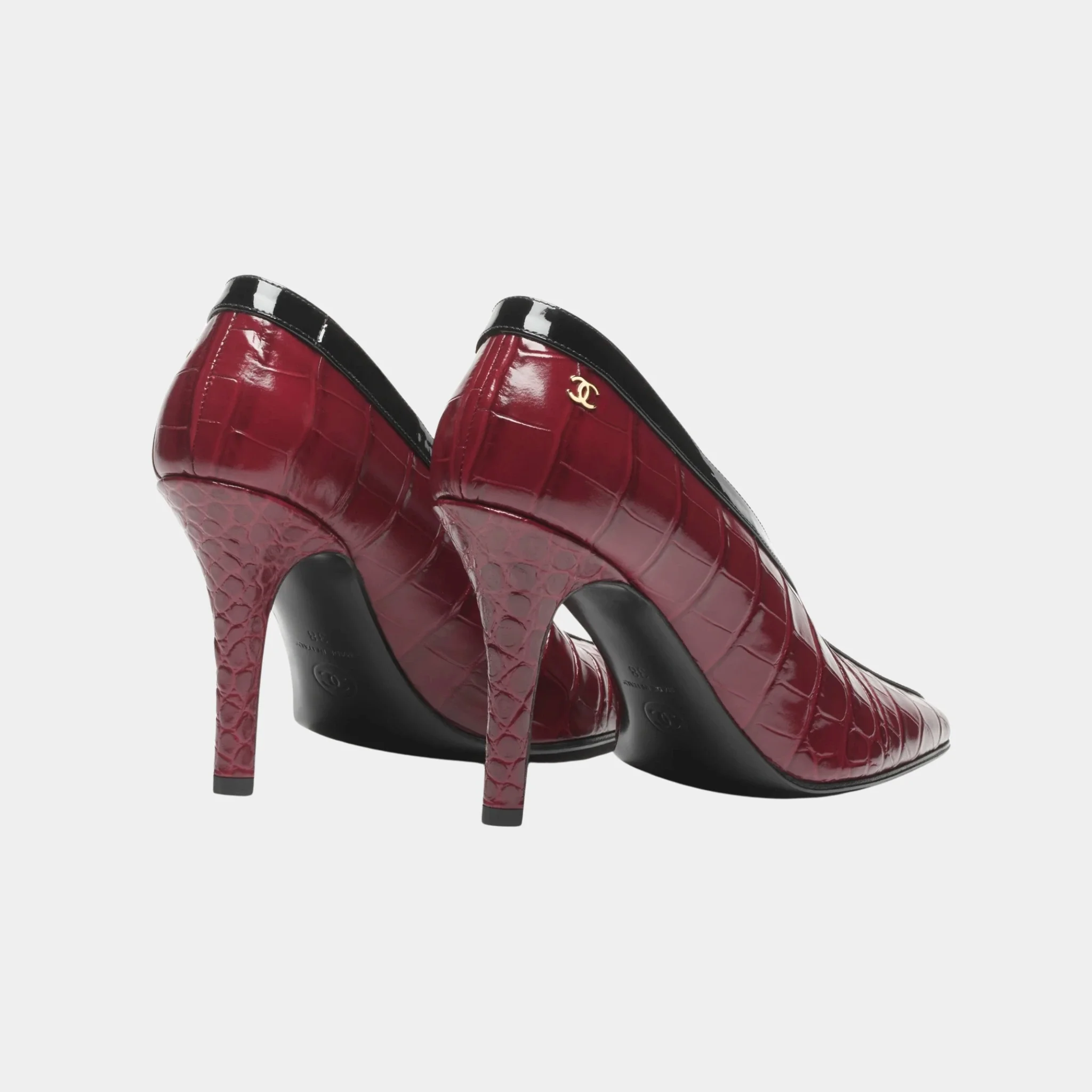 Pumps in Crocodile Embossed Calfskin & Patent Calfskin - Image 6