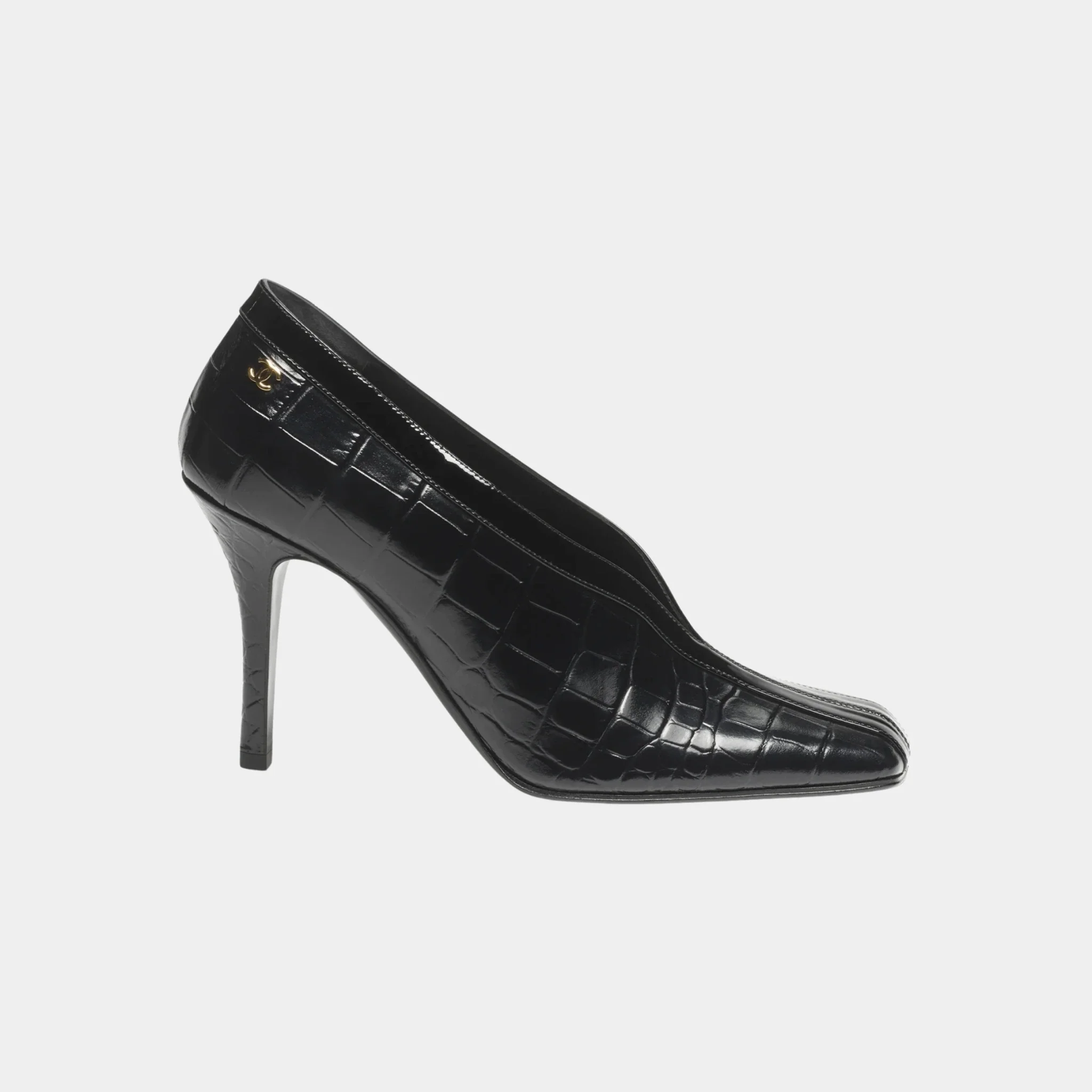 Pumps in Crocodile Embossed Calfskin & Patent Calfskin - Image 7