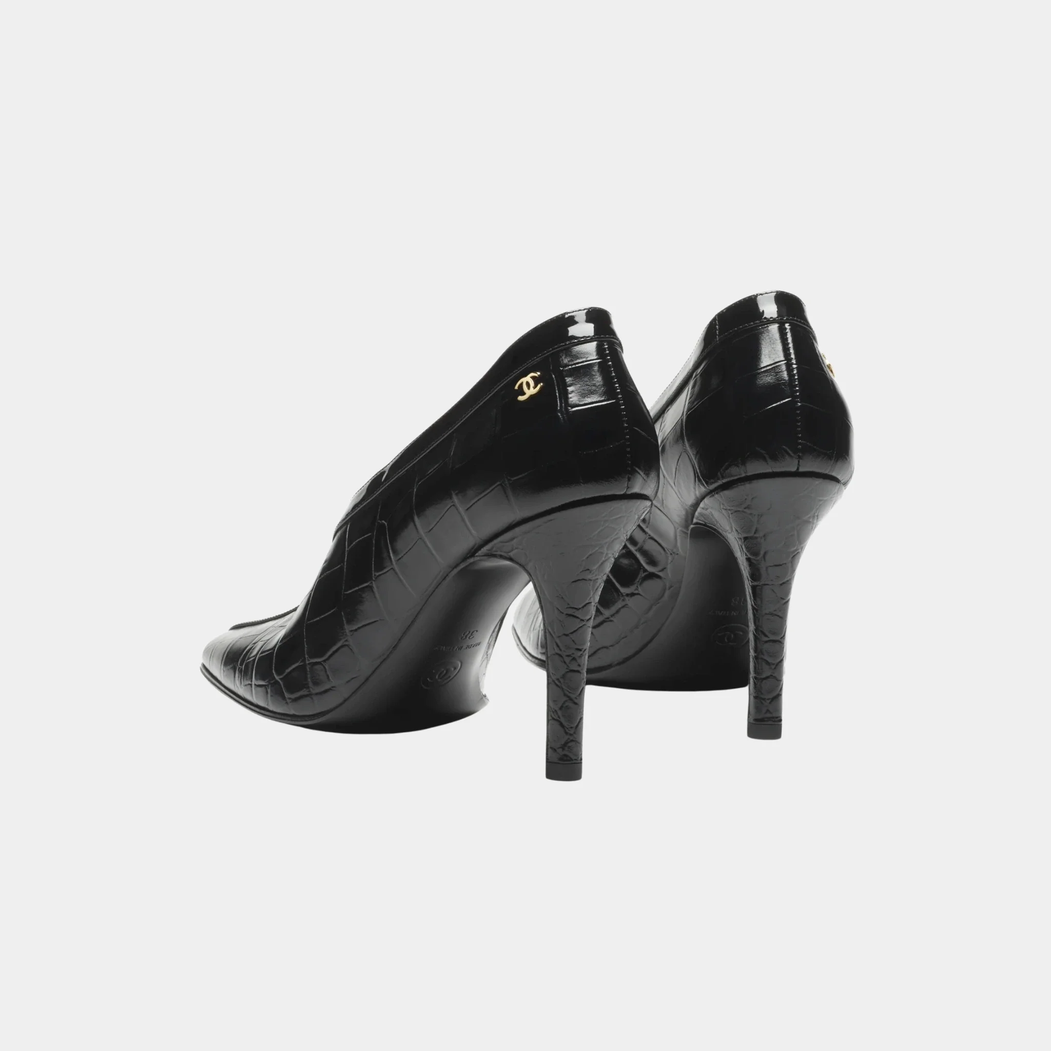 Pumps in Crocodile Embossed Calfskin & Patent Calfskin - Image 9