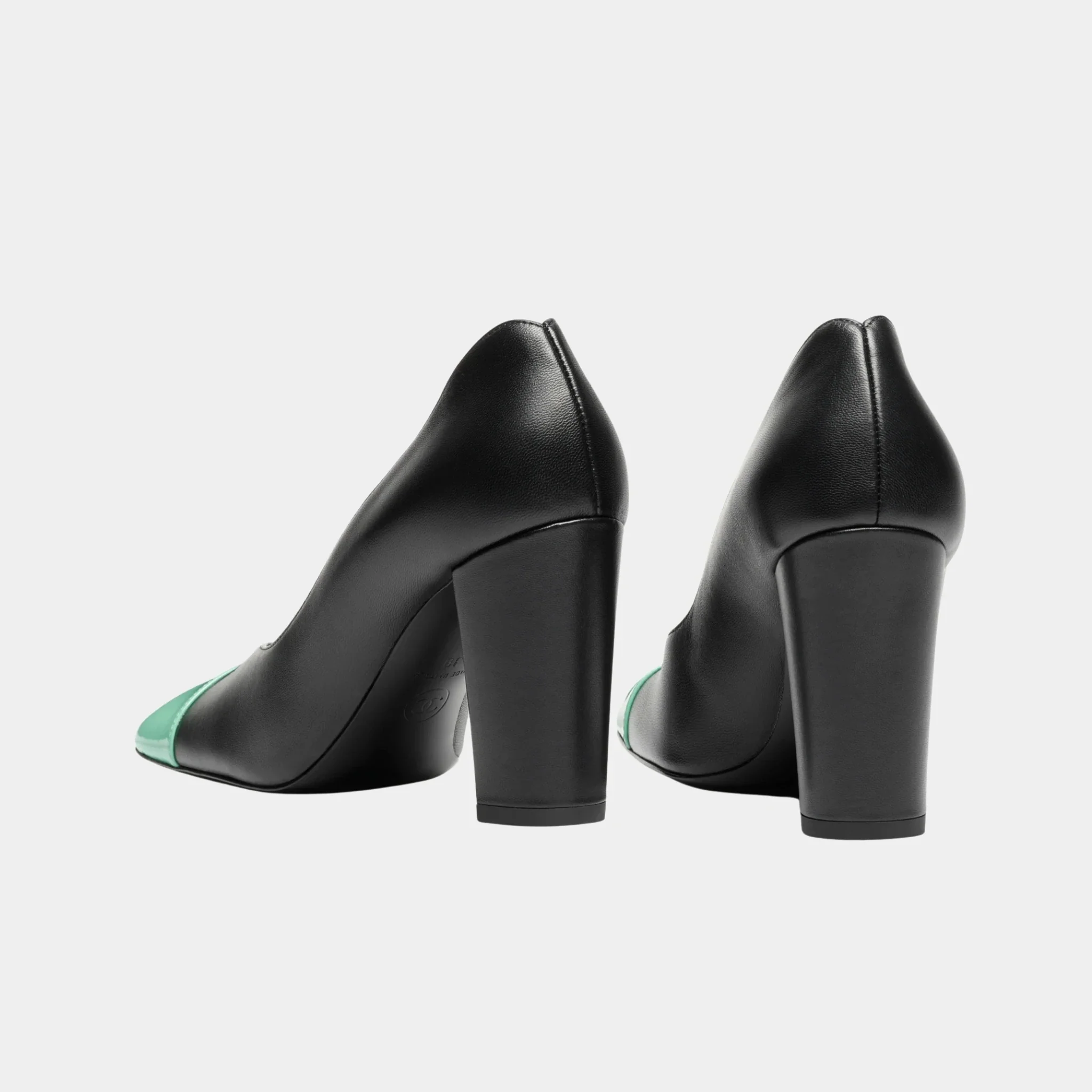 Pumps in Lambskin & Patent Calfskin - Image 2