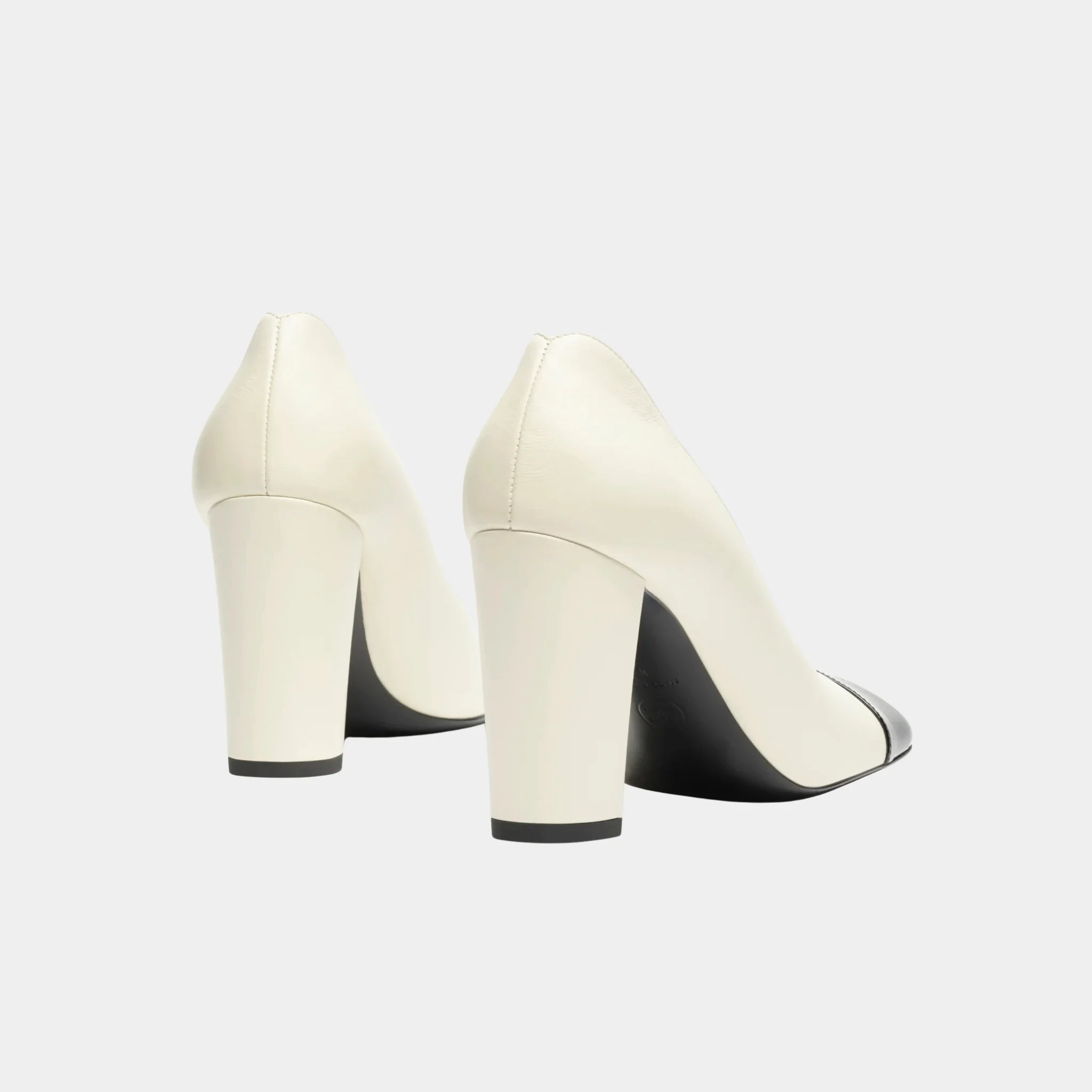 Pumps in Lambskin & Patent Calfskin - Image 5