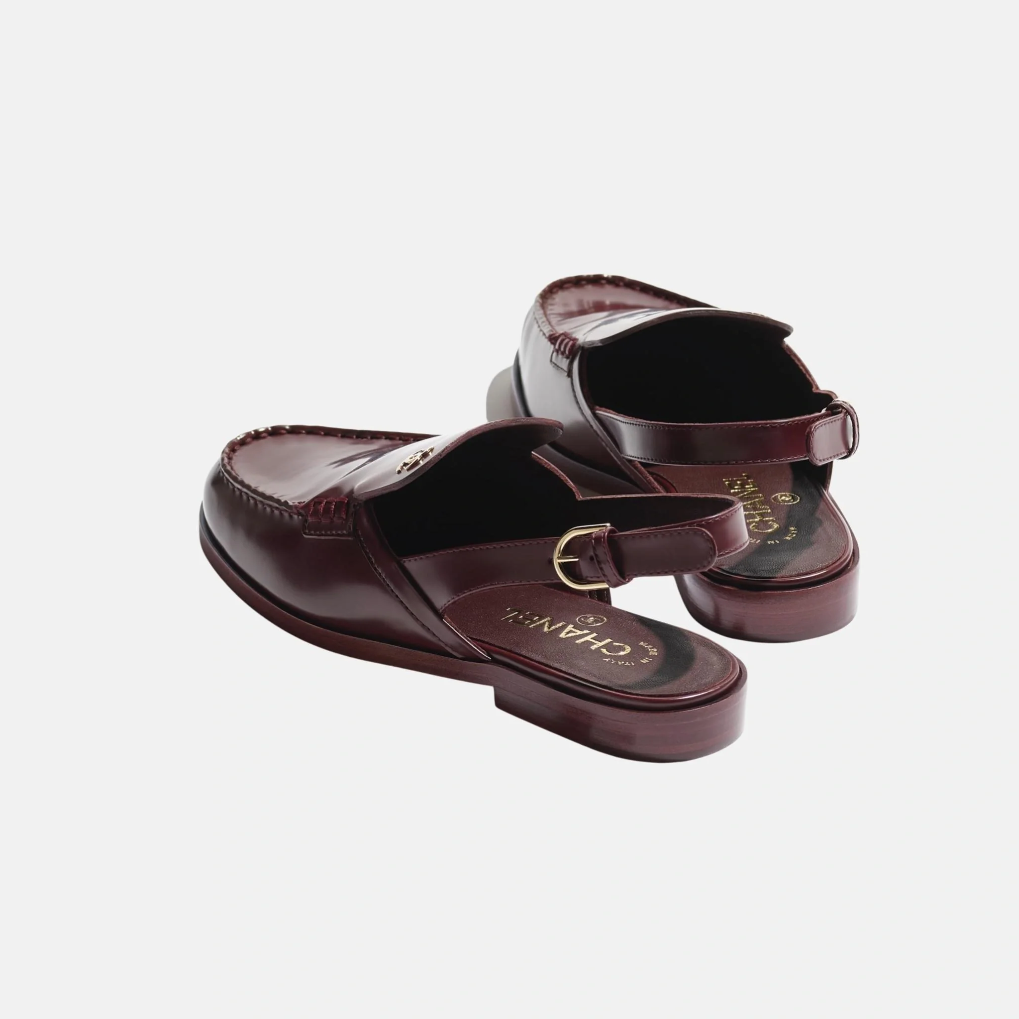 Slingbacks in Shiny Calfskin - Image 3
