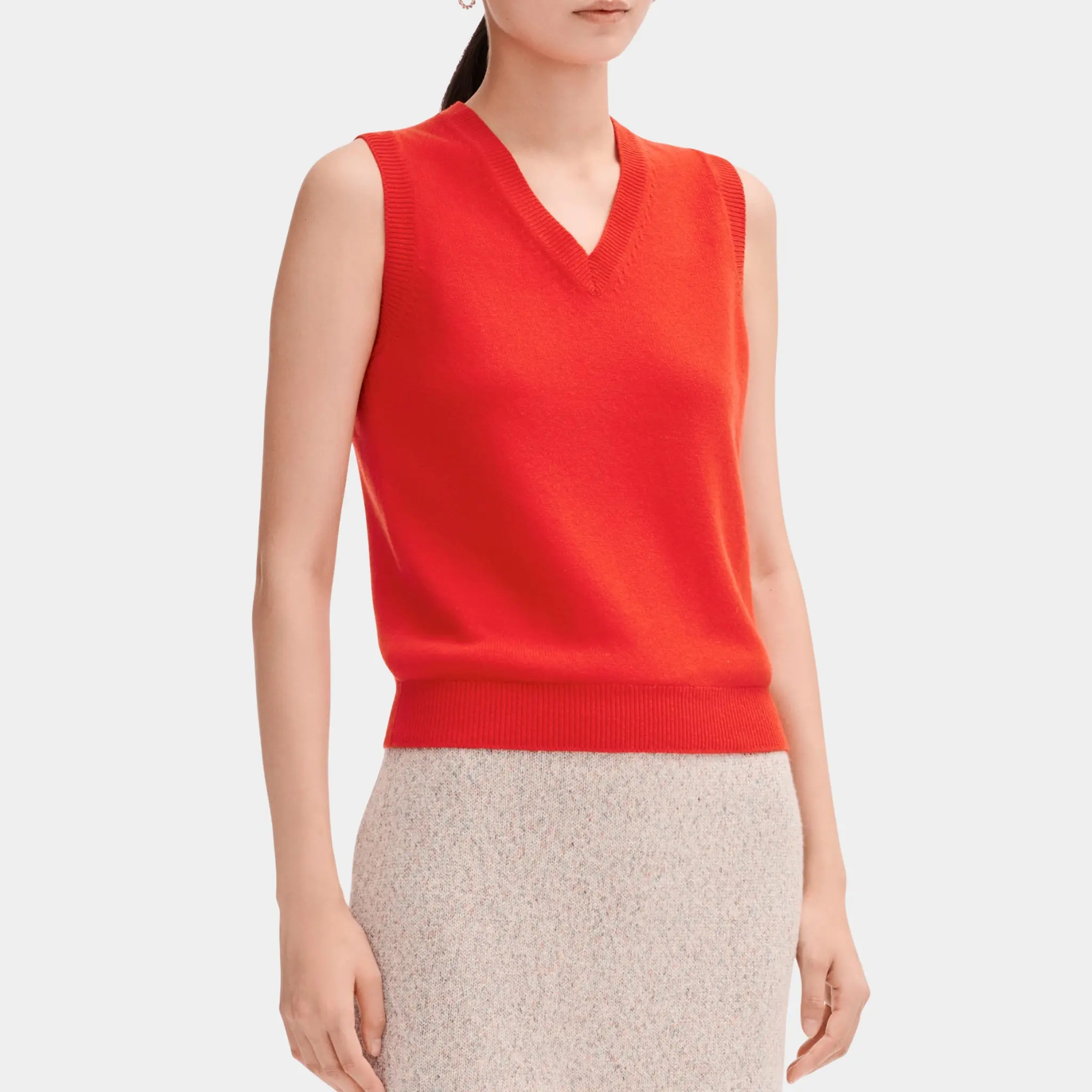 Sweater in Red Cashmere