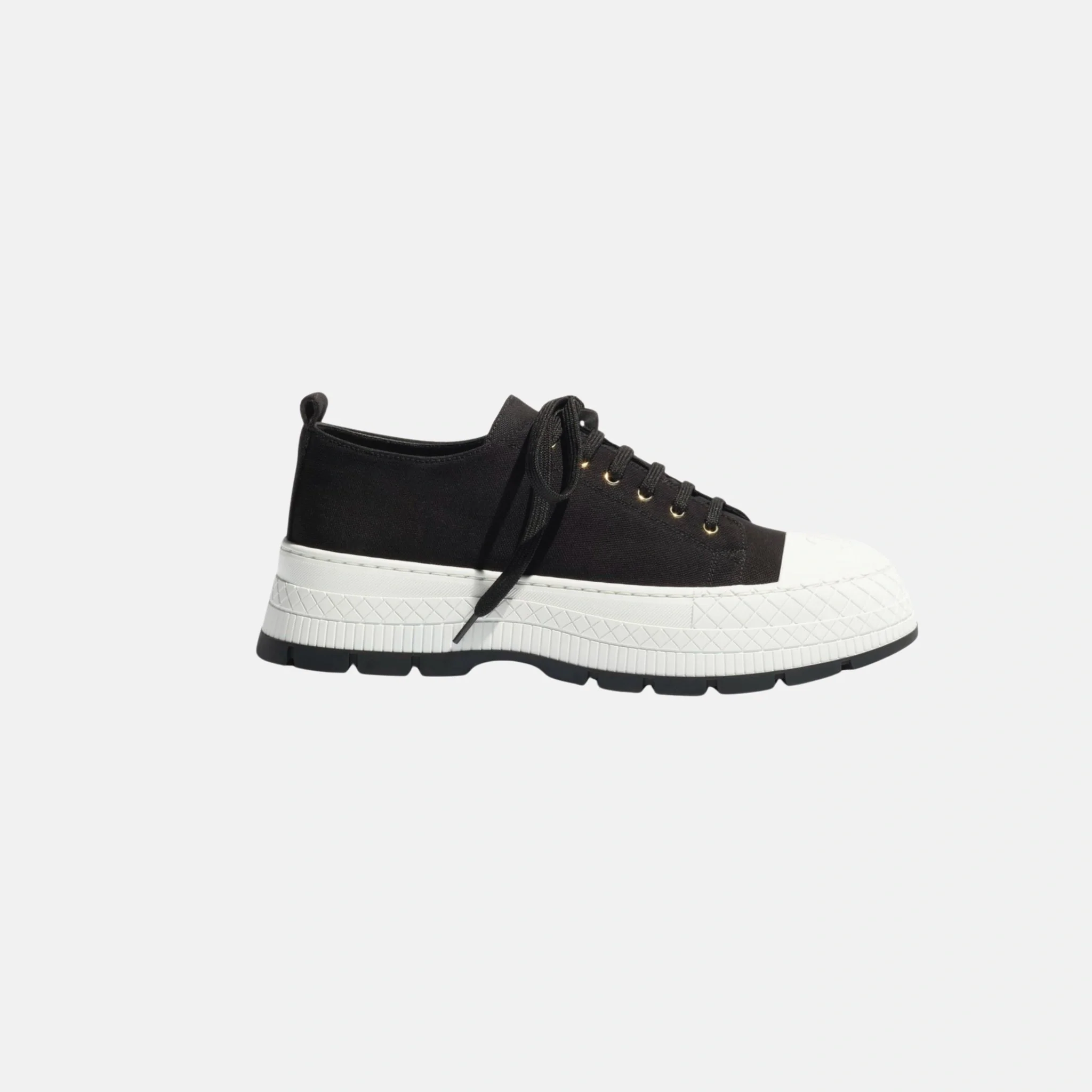 Trainers in Cotton