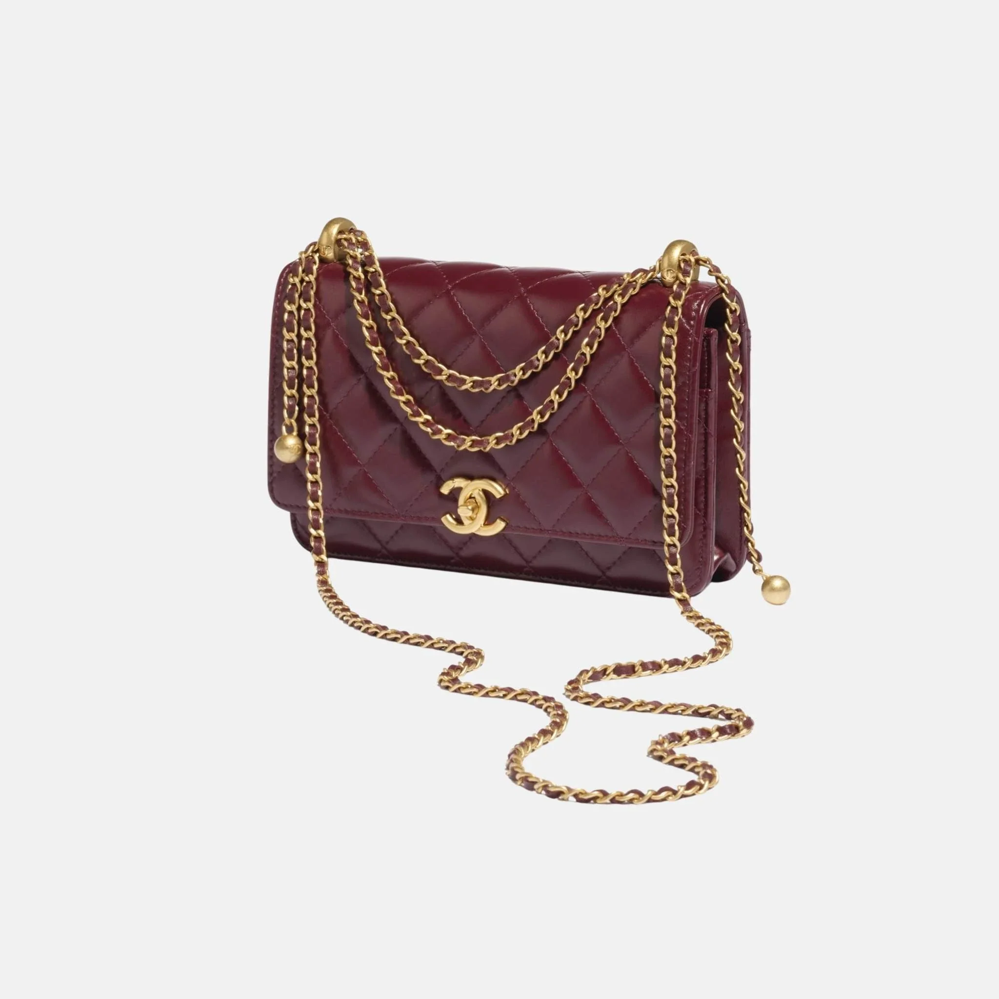 Wallet on Chain in Shiny Calfskin and Gold Tone Metal - Image 4