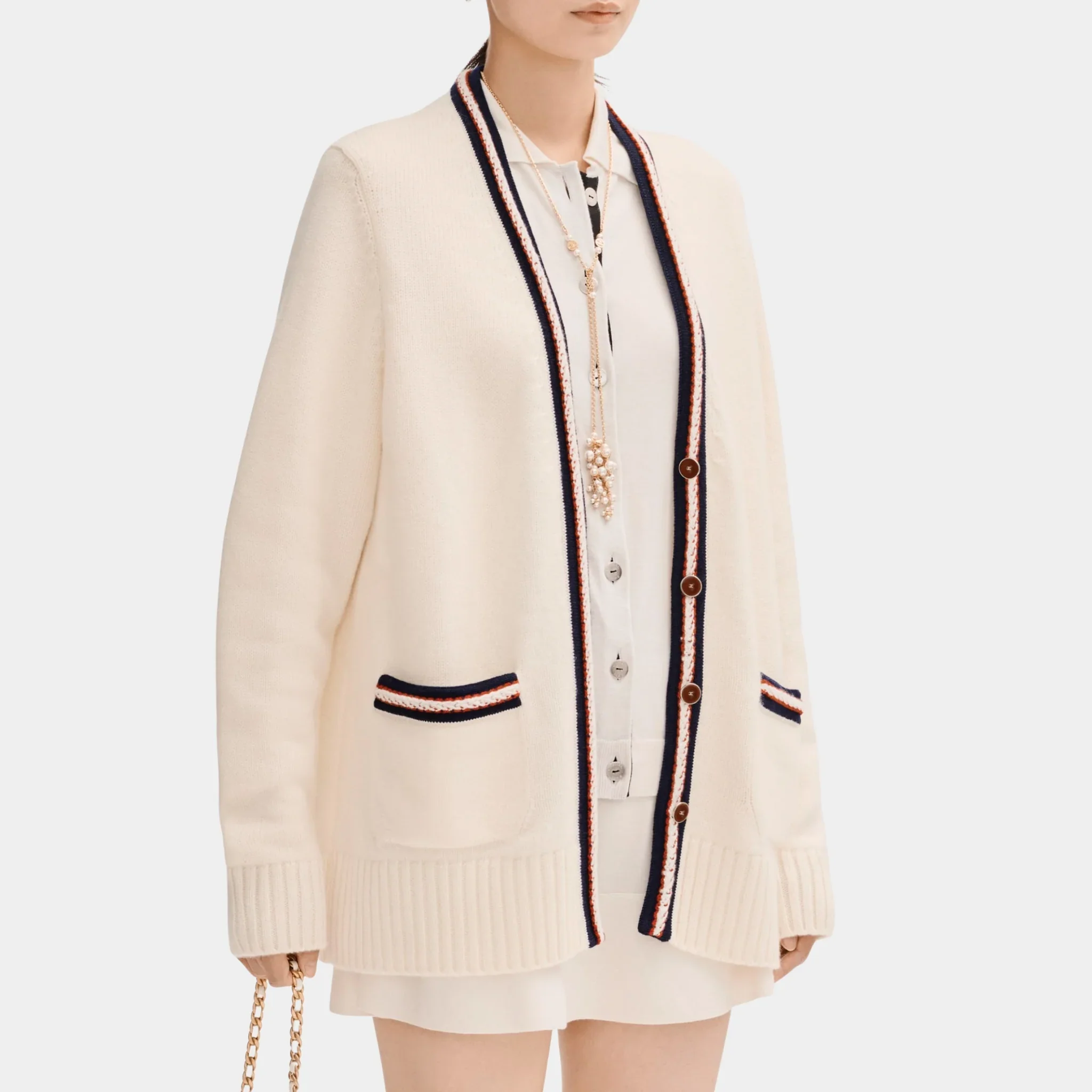 White Cardigan in Cashmere