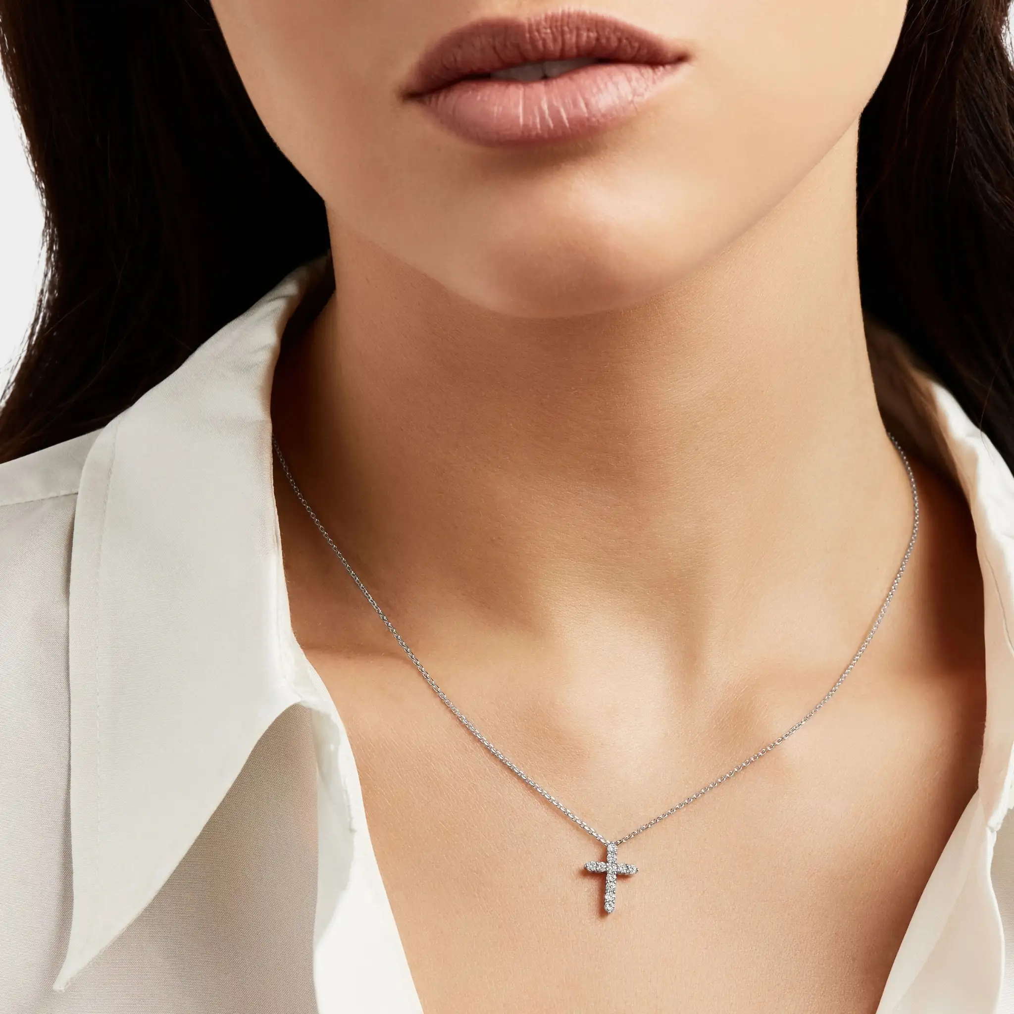 Classic Graff Round Diamond Cross Petite Pendant - Image 2