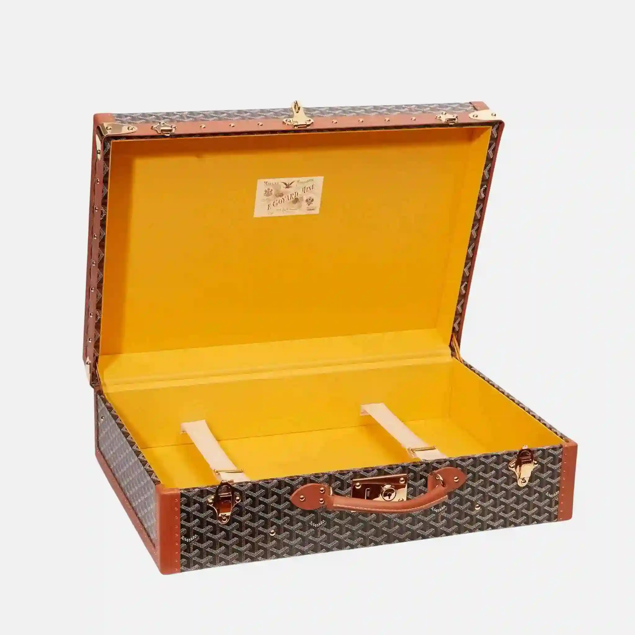 Grand Hotel 65 Case - Image 5