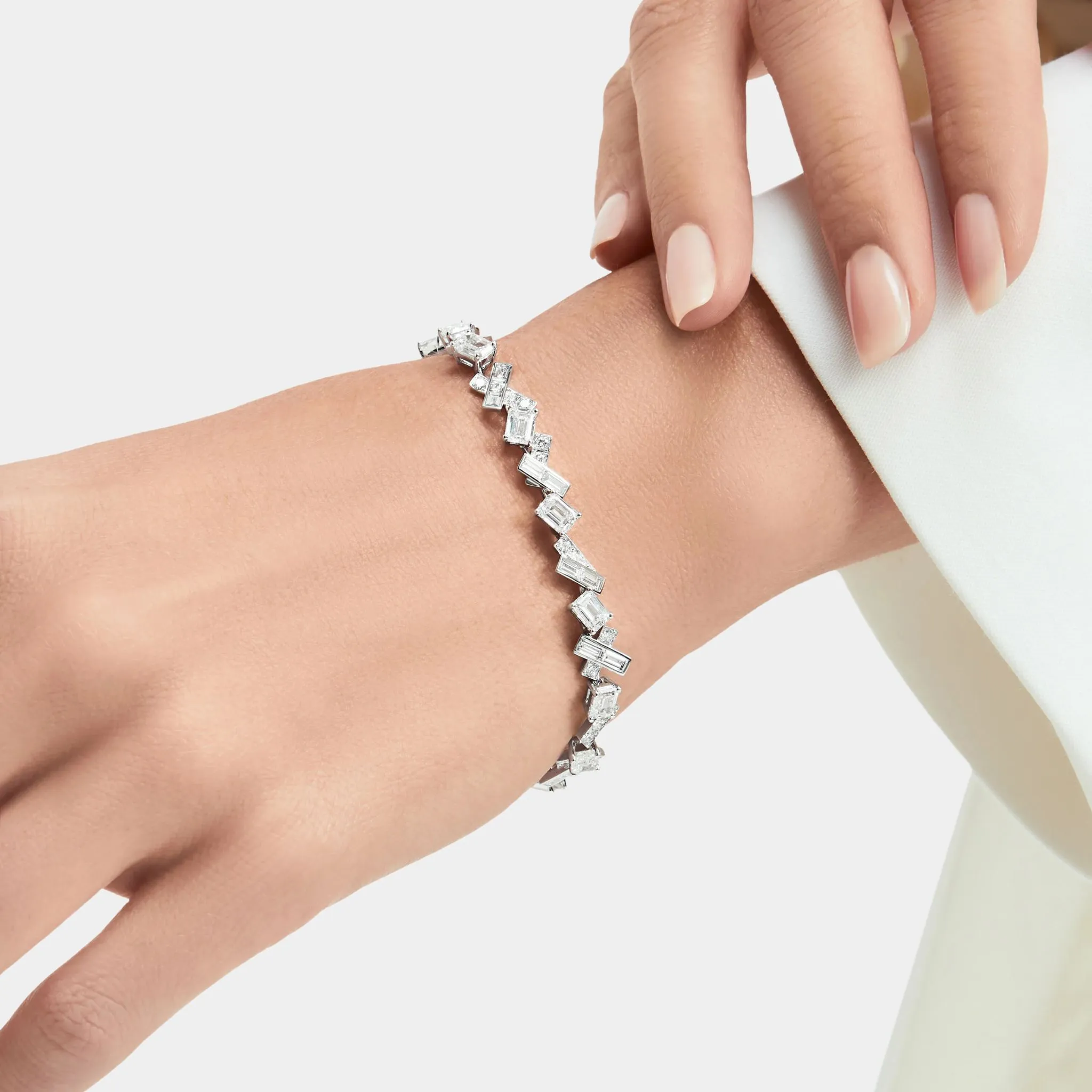 Threads Diamond Bracelet - Image 2