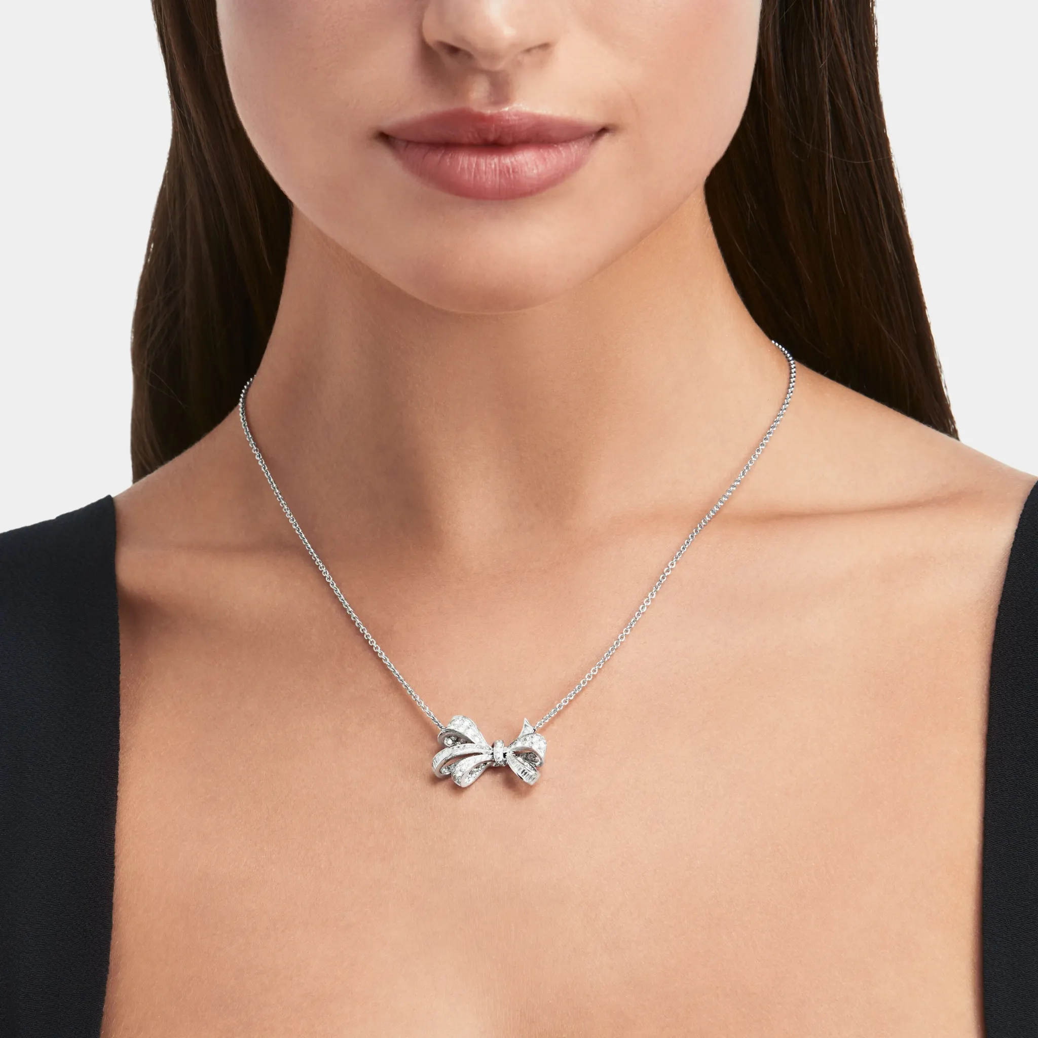 Tildas Bow Classic Diamond Pendant - Image 2