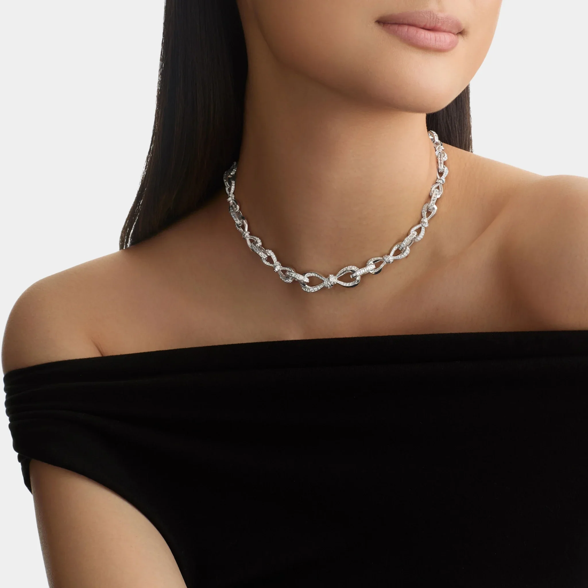 Tildas Bow Diamond Link Necklace White Gold - Image 2