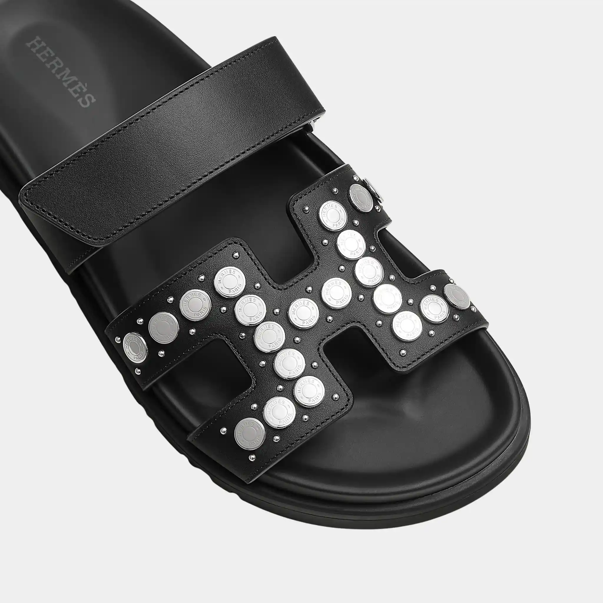 Chypre Sandal in Calfskin with Clou De Selle Stud - Image 3