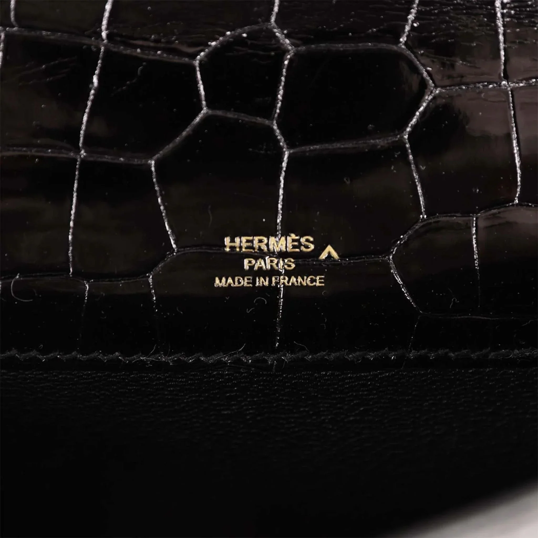 Kelly Cut Clutch Shiny Porosus Crocodile Black GHW - Image 4