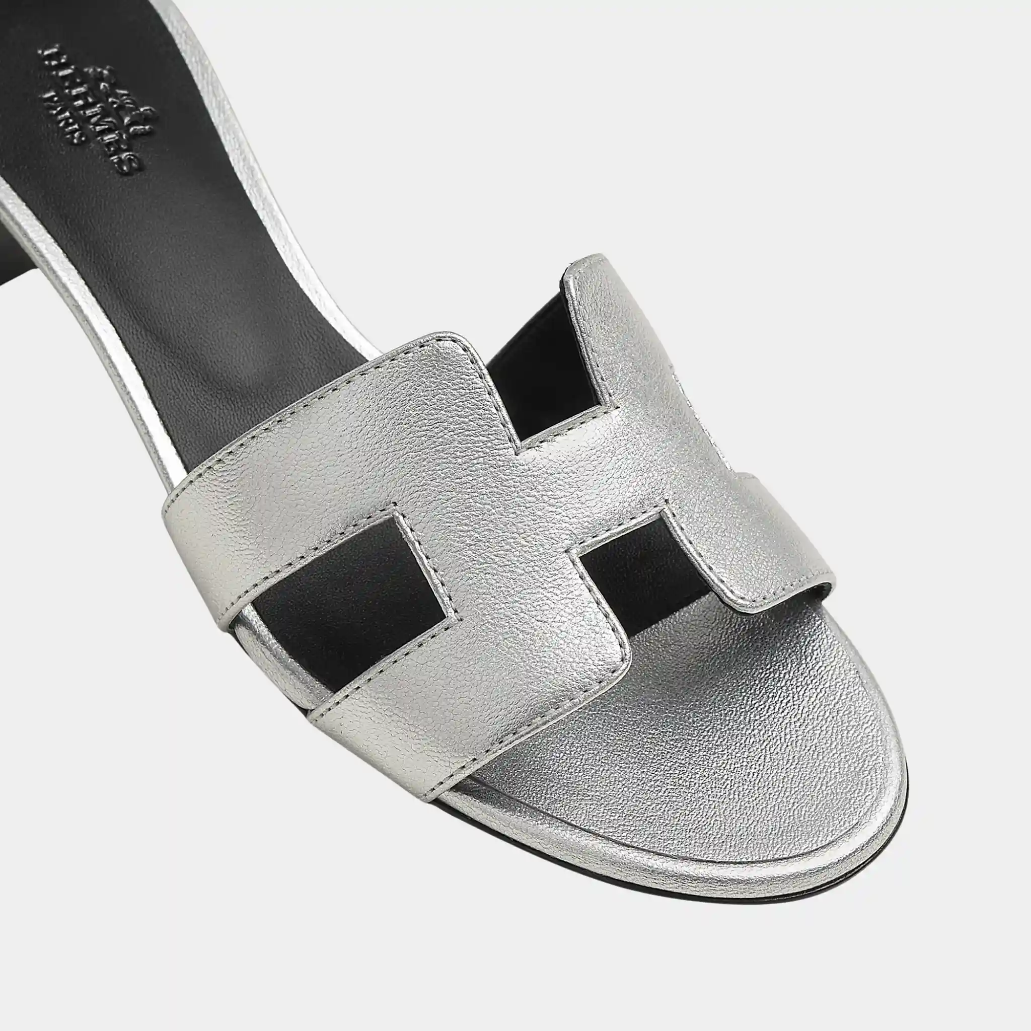 Oasis Sandal in Metallic Goatskin - Image 3