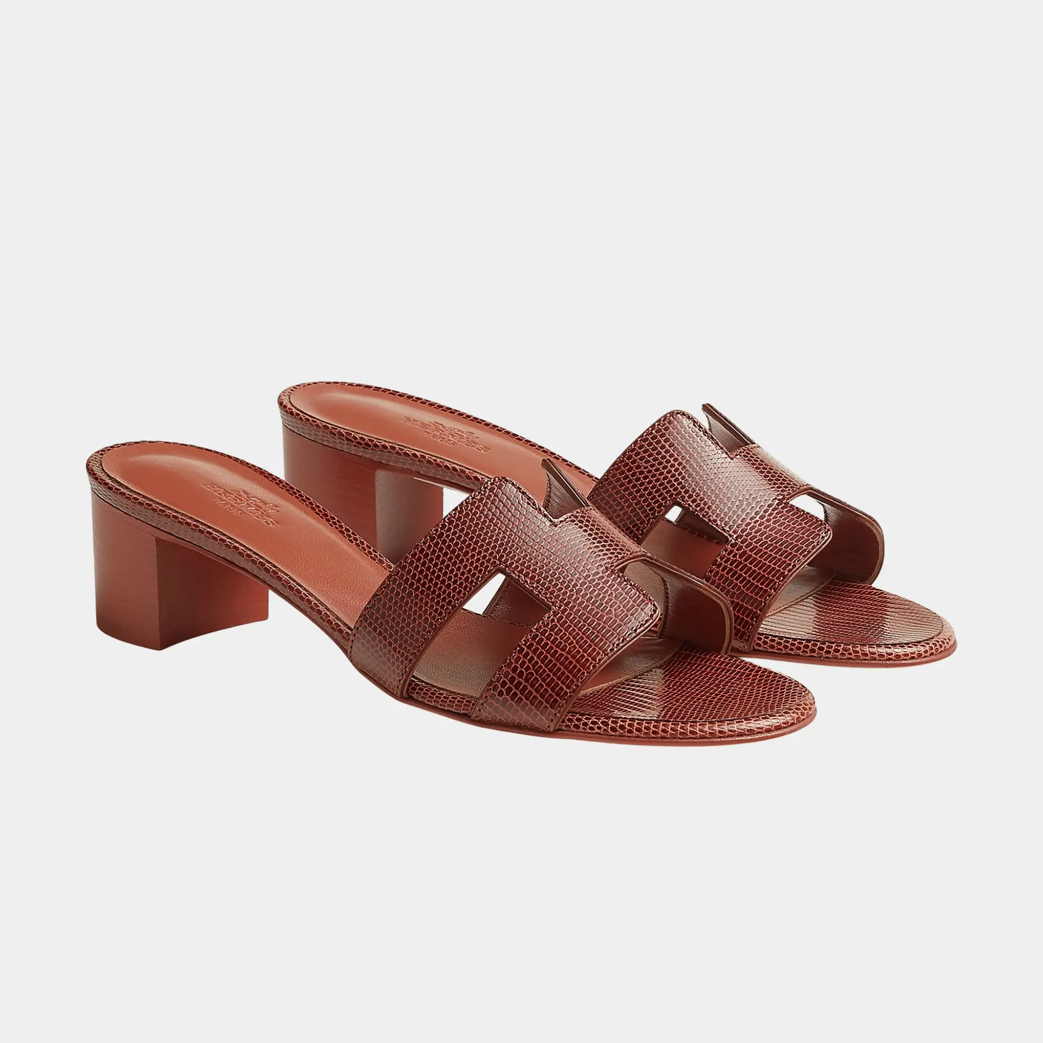 Oasis Sandal in Shiny Java Lizard