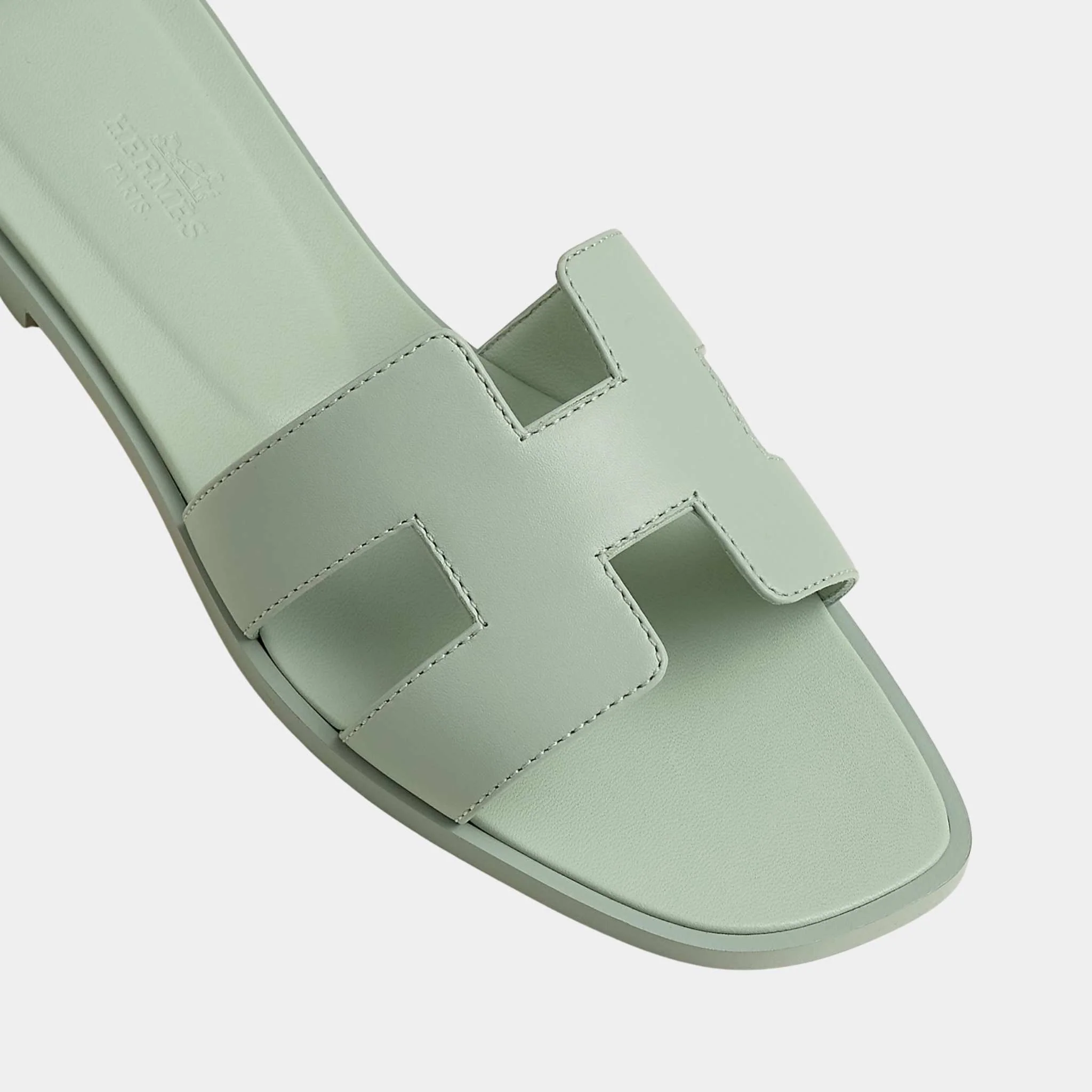 Oran Sandals in Calfskin Leather - Image 3