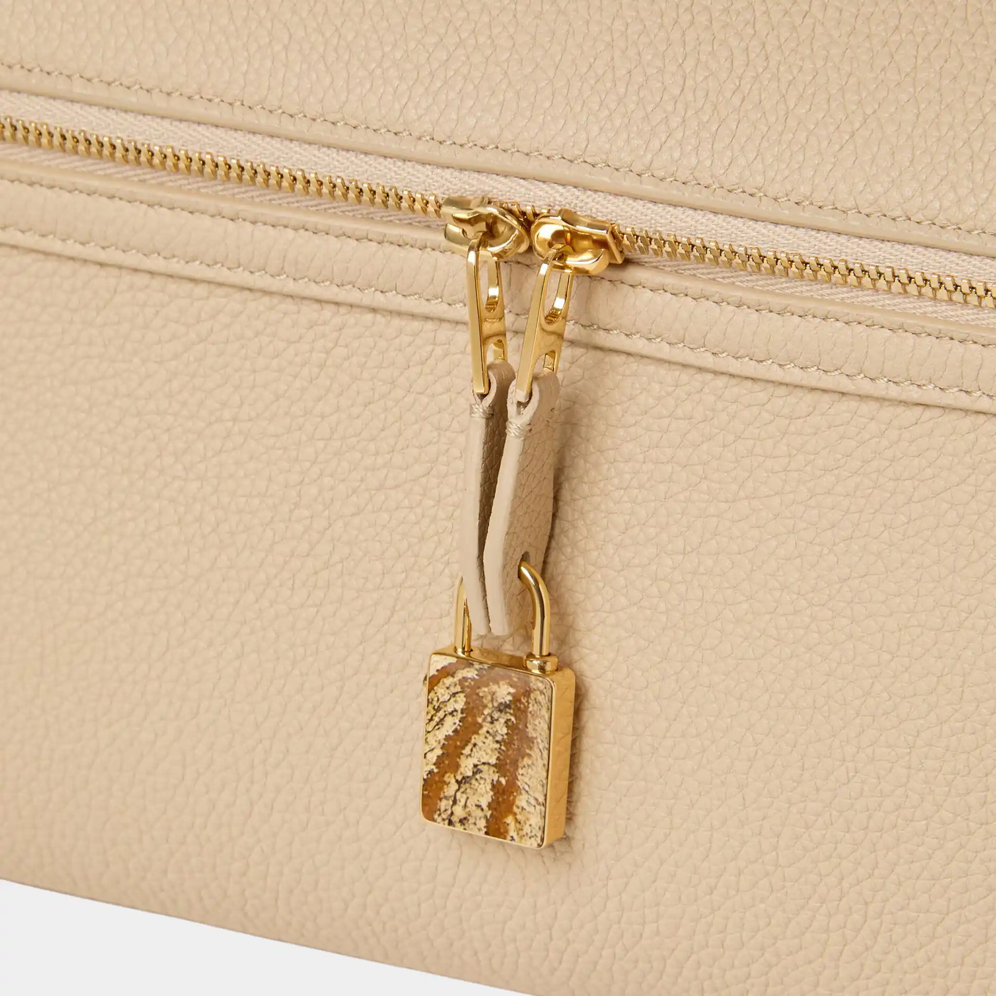 Extra Softy Bag L33 Calfskin - Image 5