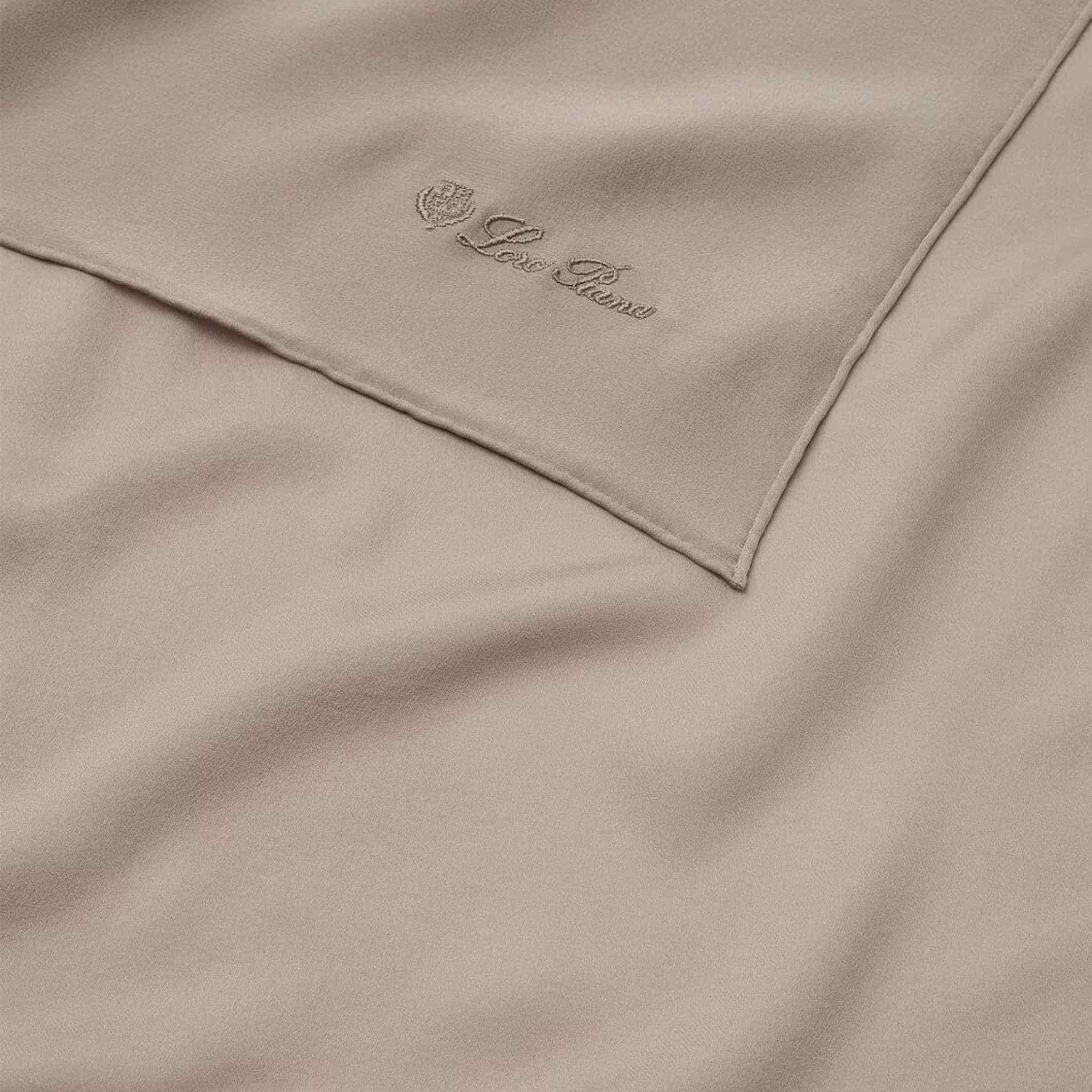 Veil Stole Silk - Image 8